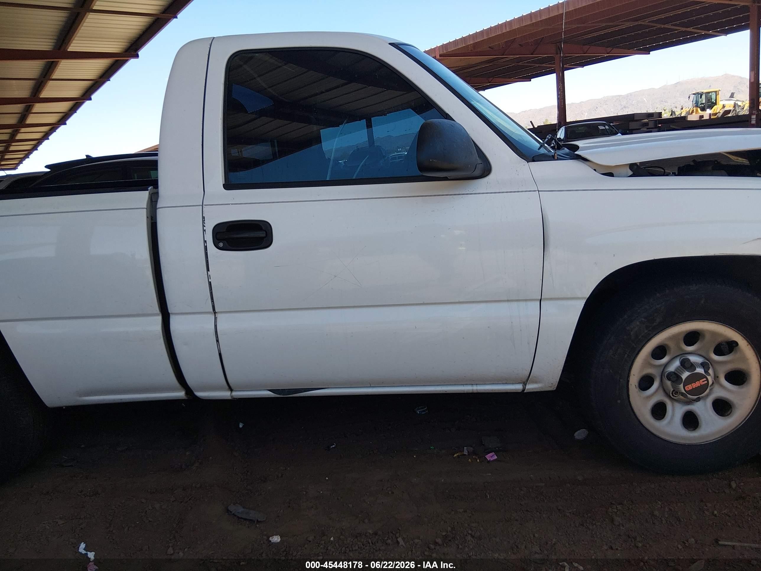2006 Gmc Sierra 1500 Work Truck White vin: 1GTEC14XX6Z157775