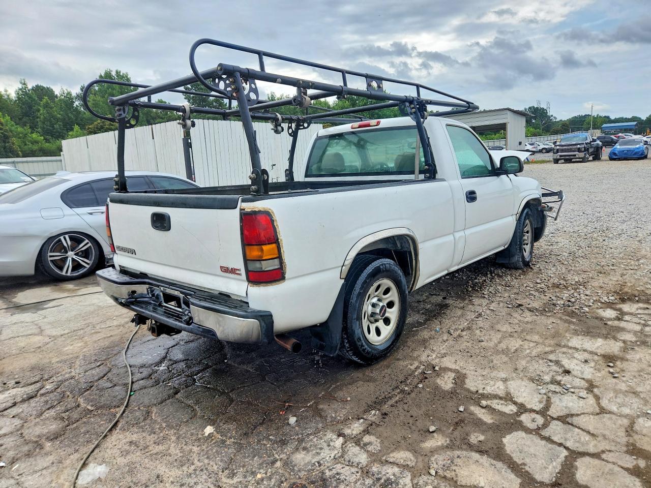 2007 Gmc New Sierra C1500 Classic Белый vin: 1GTEC14XX7Z134711