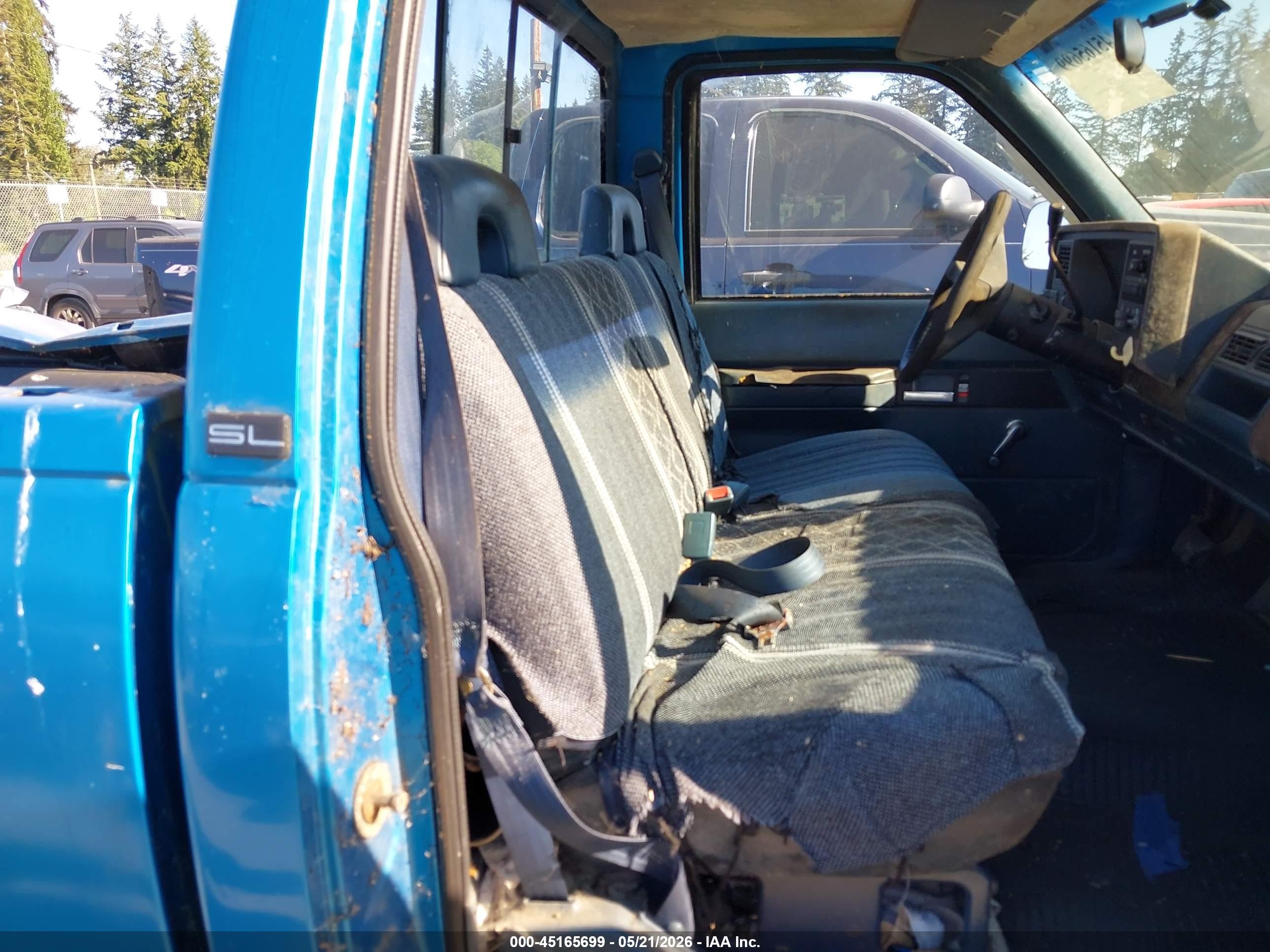 1992 Gmc Sierra C1500 Blue vin: 1GTEC14Z3NE515435