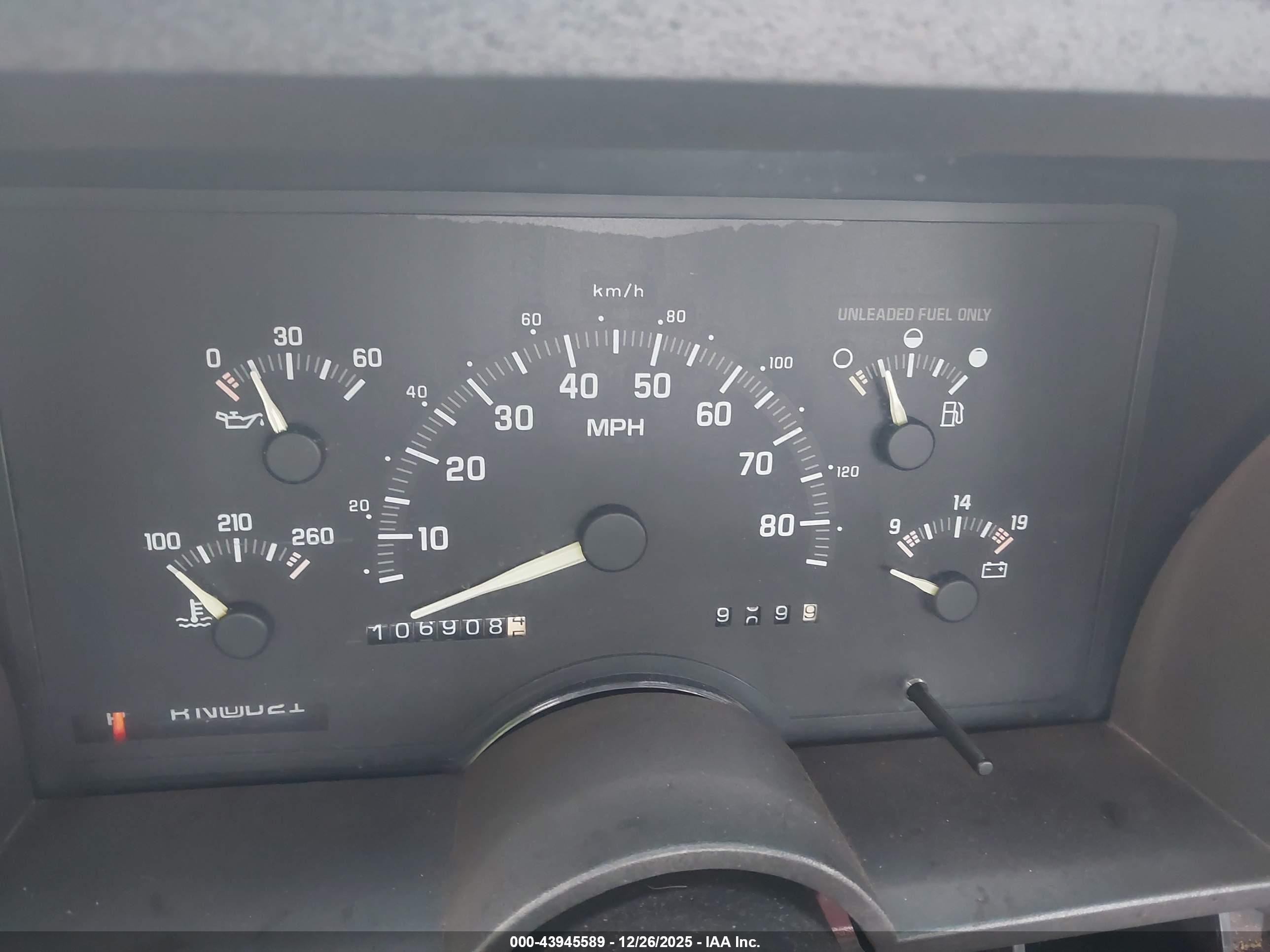1992 Gmc Sierra C1500 Красный vin: 1GTEC14Z3NZ531756
