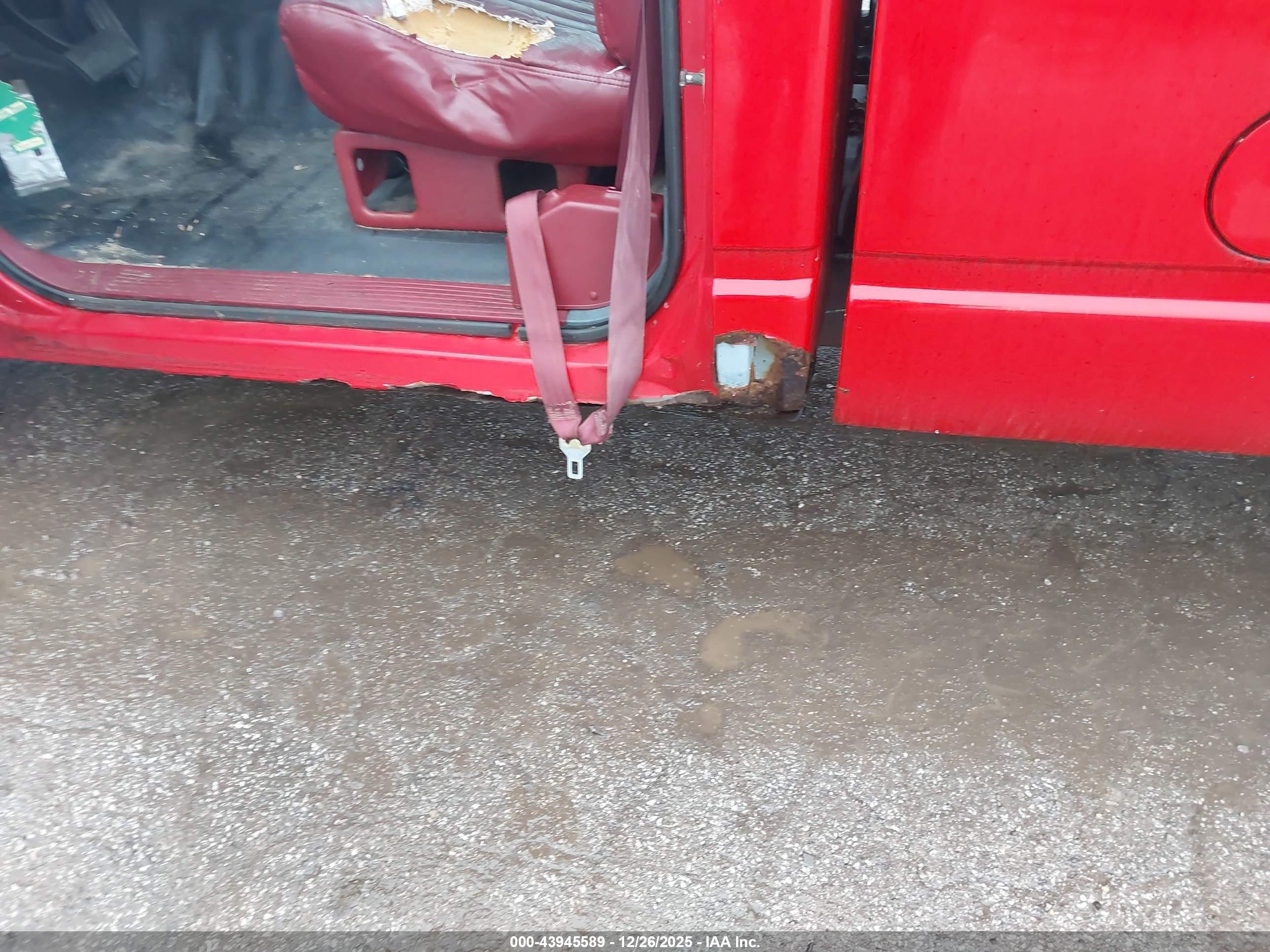 1992 Gmc Sierra C1500 Красный vin: 1GTEC14Z3NZ531756