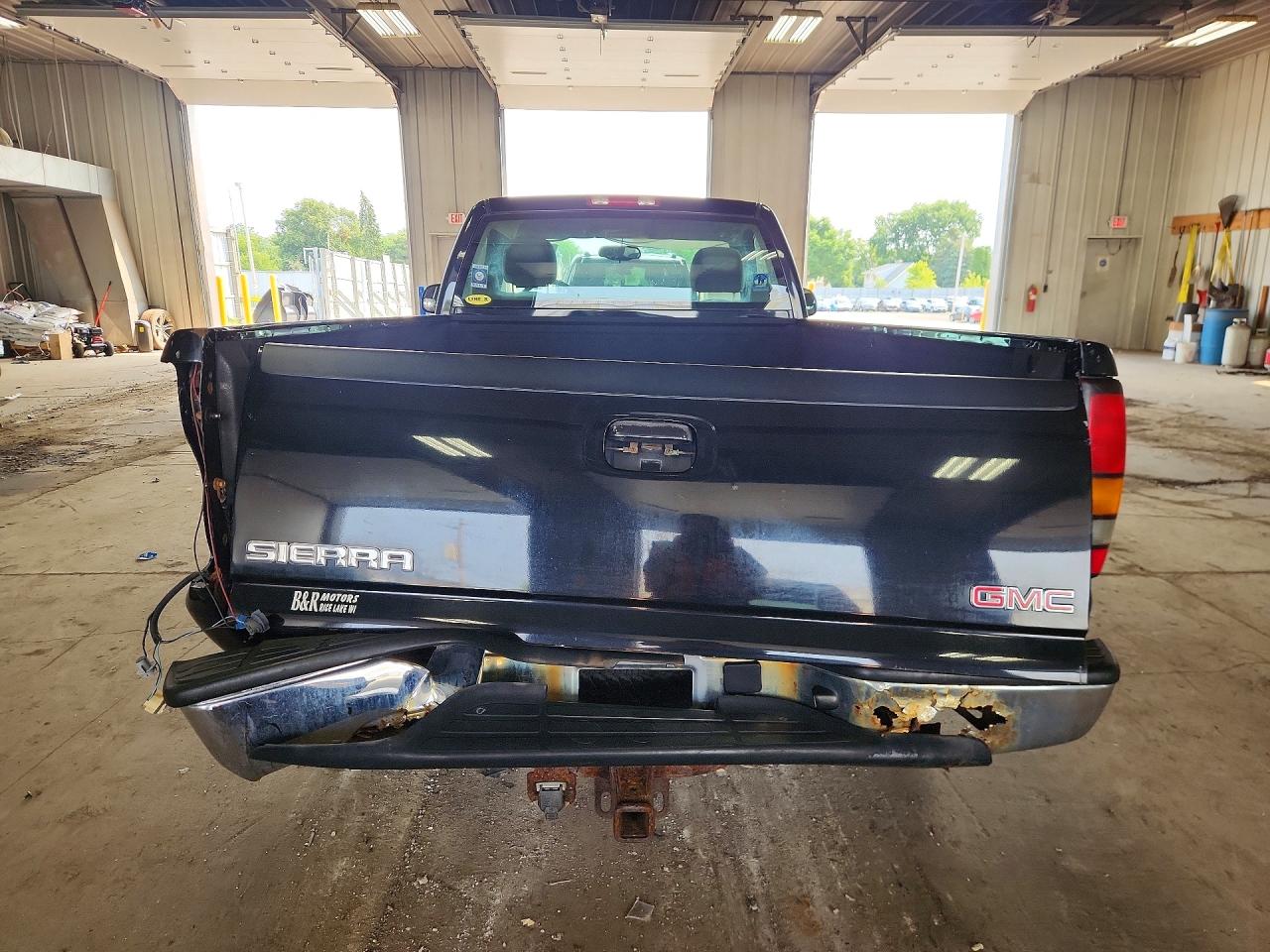 2007 Gmc New Sierra C1500 Classic Black vin: 1GTEC14Z47E186425