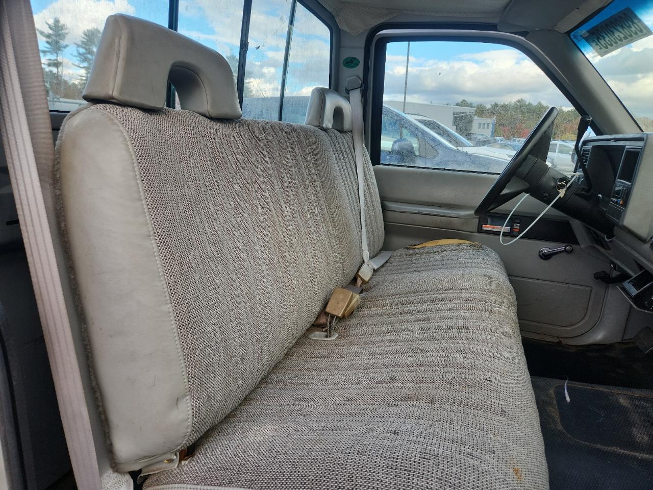 1992 Gmc Sierra C1500 Green vin: 1GTEC14Z4NE528565