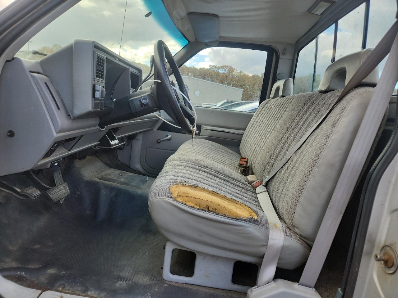 1992 Gmc Sierra C1500 Green vin: 1GTEC14Z4NE528565