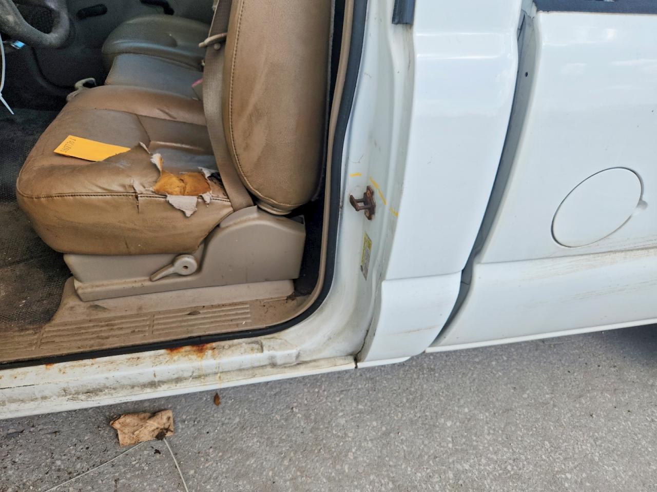 2006 Gmc New Sierra C1500 Белый vin: 1GTEC14Z76E218993