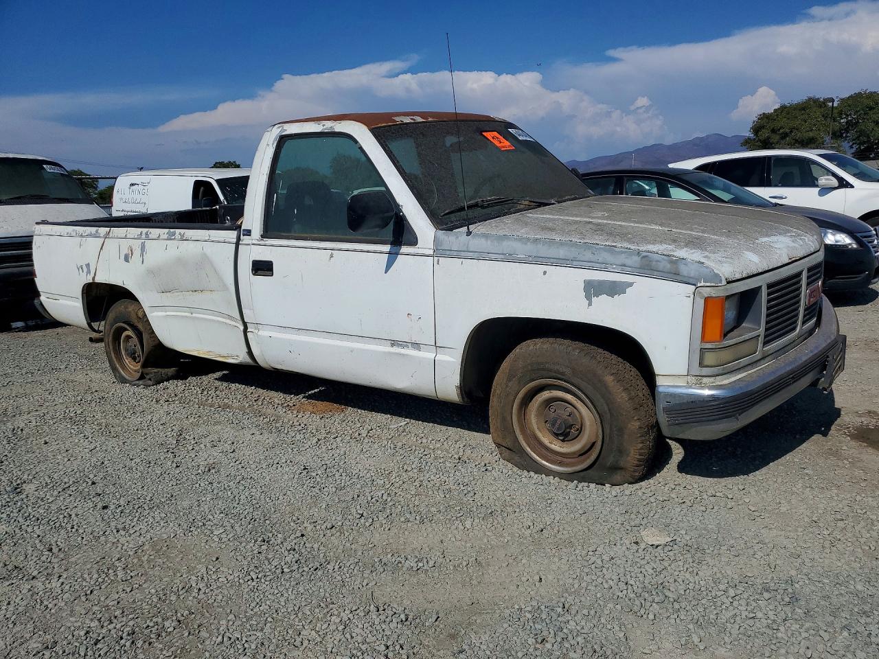 1993 Gmc Sierra C1500 White vin: 1GTEC14Z7PE503047