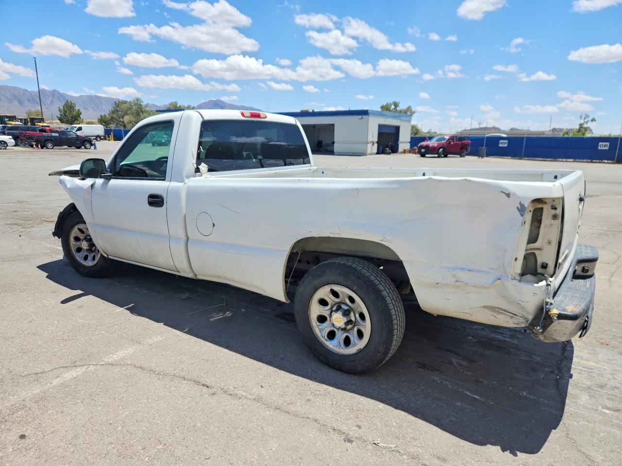 2006 Gmc New Sierra C1500 White vin: 1GTEC14ZX6E262163