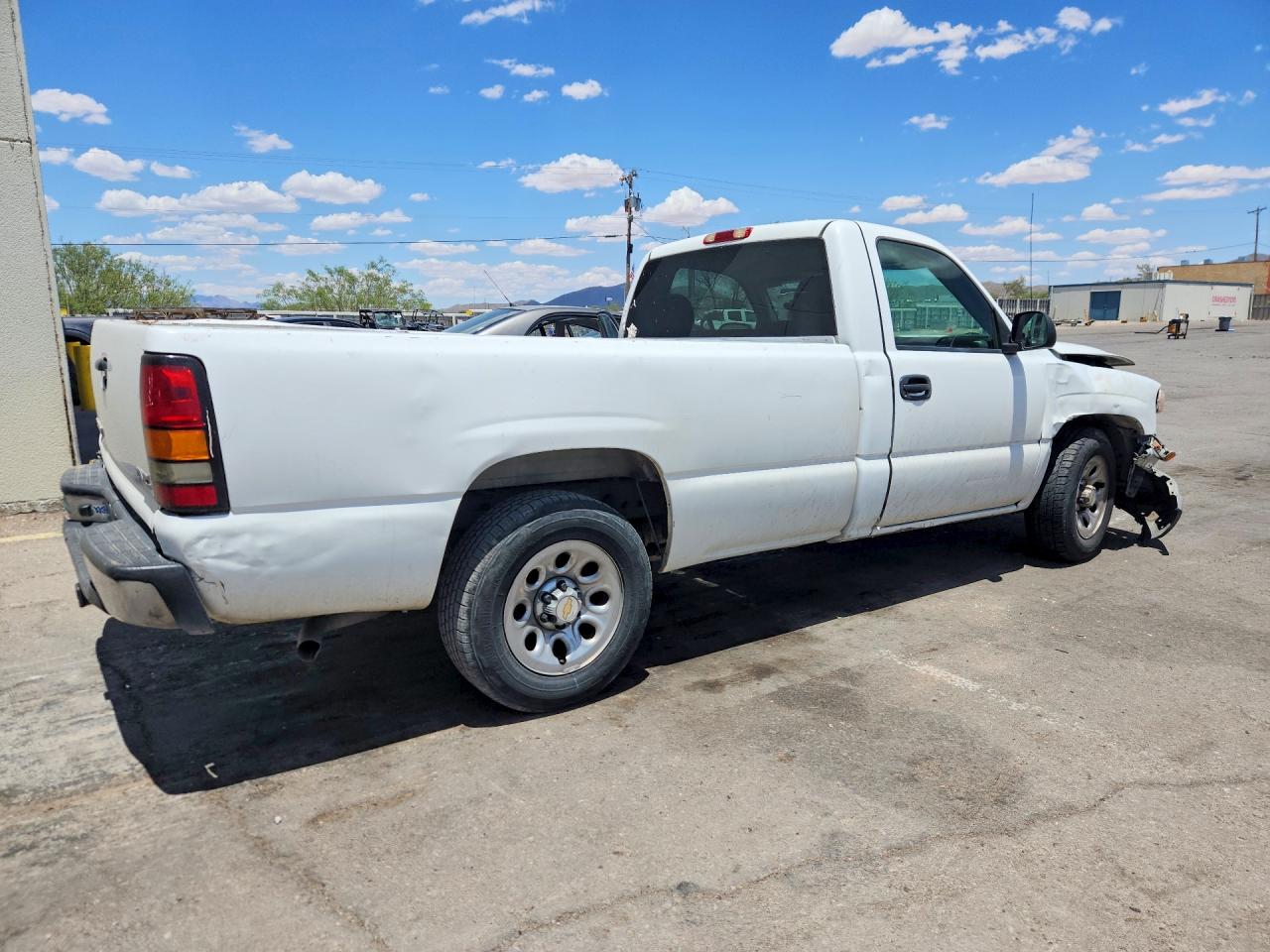 2006 Gmc New Sierra C1500 White vin: 1GTEC14ZX6E262163