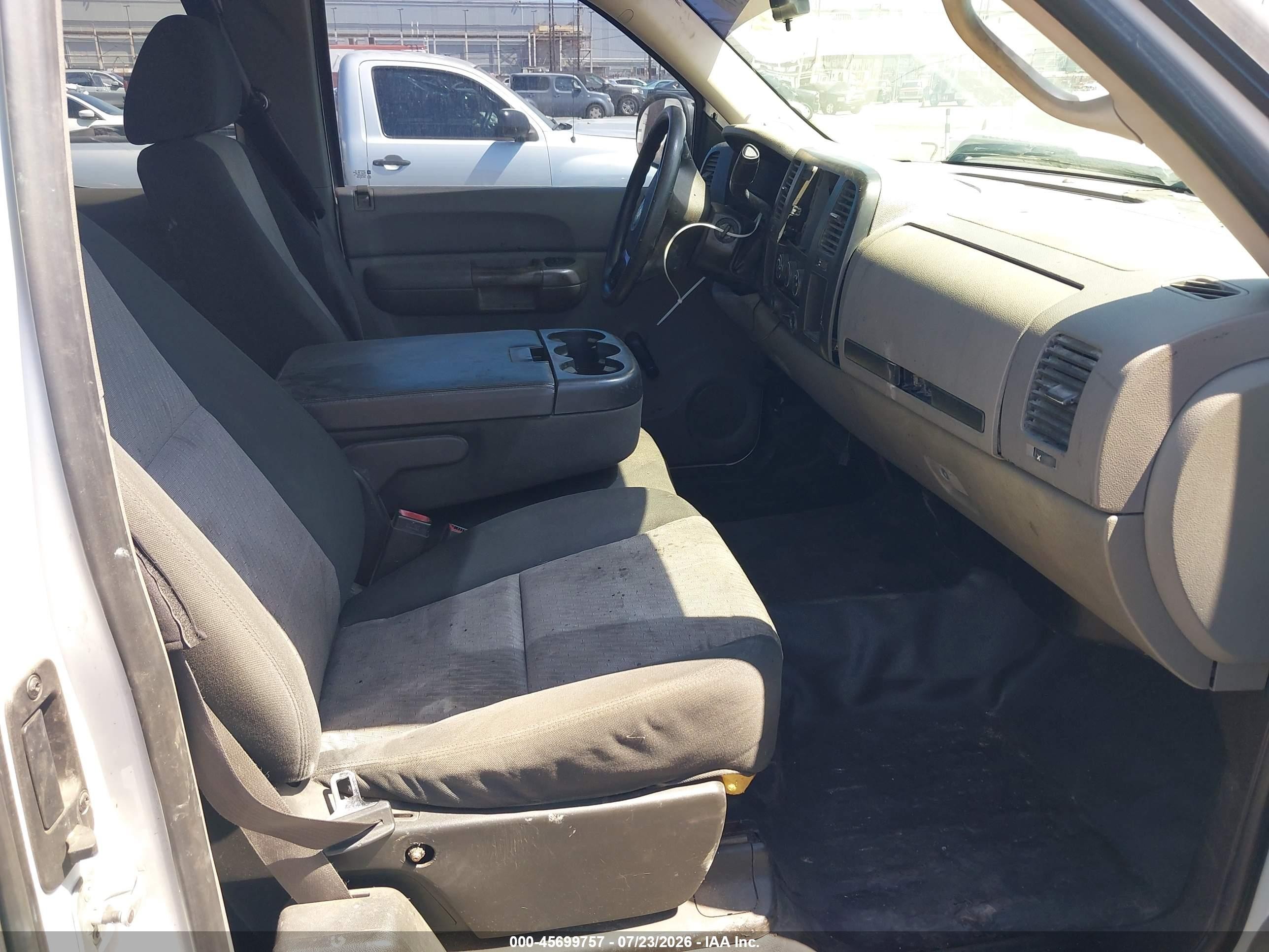 2007 Gmc Sierra 1500 Work Truck White vin: 1GTEC19C37Z512907