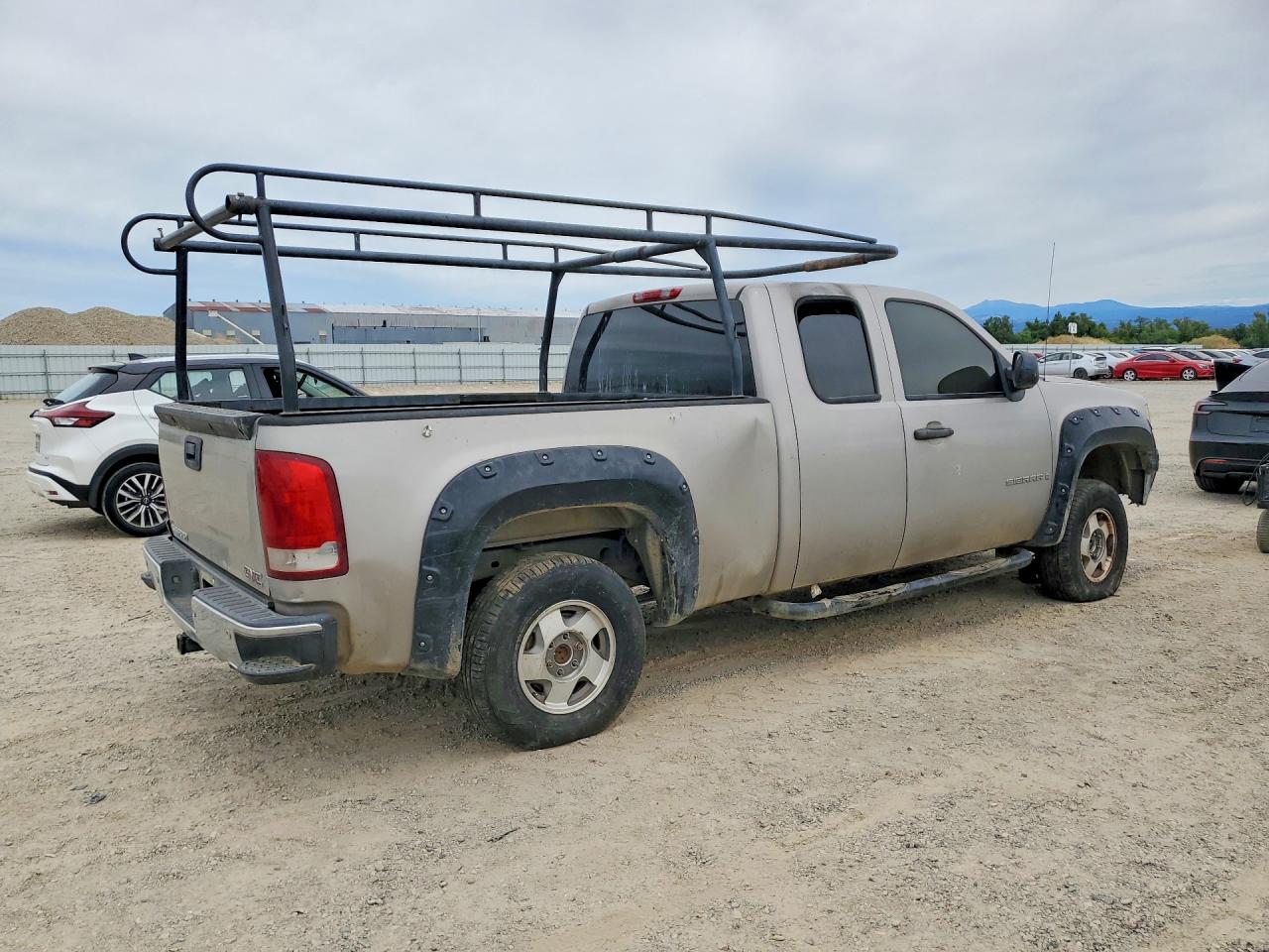 2008 Gmc Sierra C1500 Silver vin: 1GTEC19J38Z223395