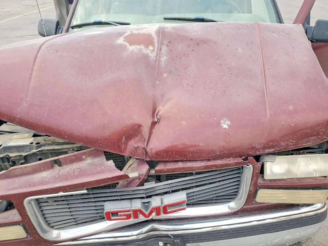 1998 Gmc Sierra C1500 Maroon vin: 1GTEC19M4WR511451
