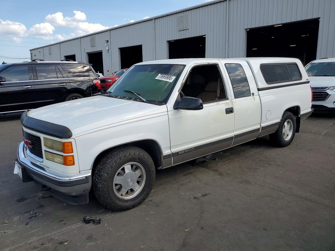 1GTEC19R2XR516239