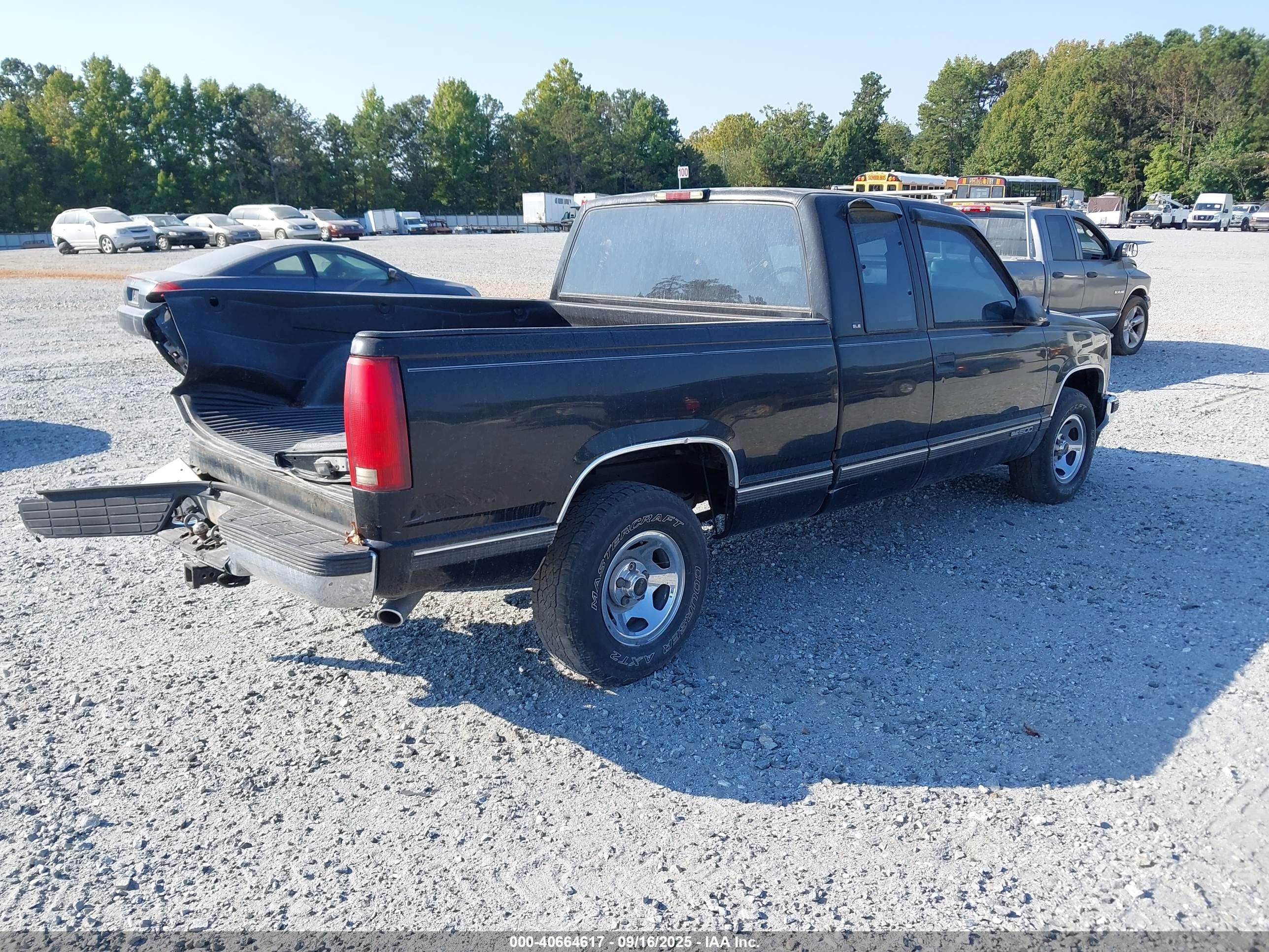 1997 Gmc Sierra 1500 Sl Wideside Black vin: 1GTEC19R6VE551743