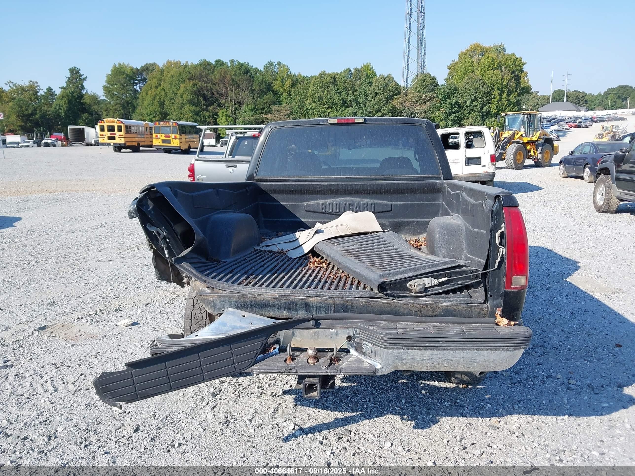 1997 Gmc Sierra 1500 Sl Wideside Black vin: 1GTEC19R6VE551743