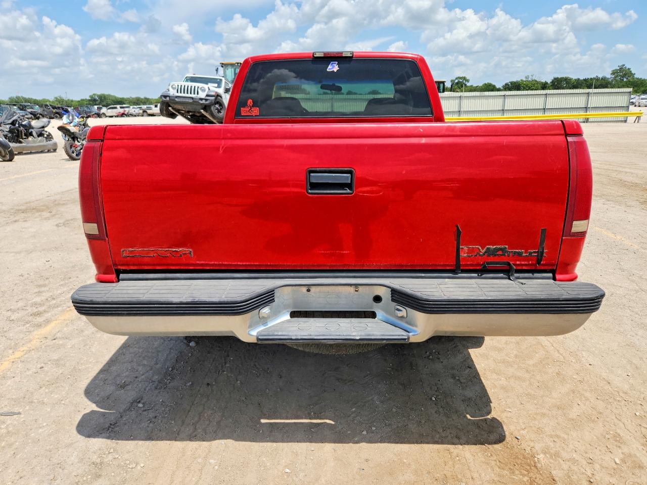 1997 Gmc Sierra C1500 Red vin: 1GTEC19R7VE511445