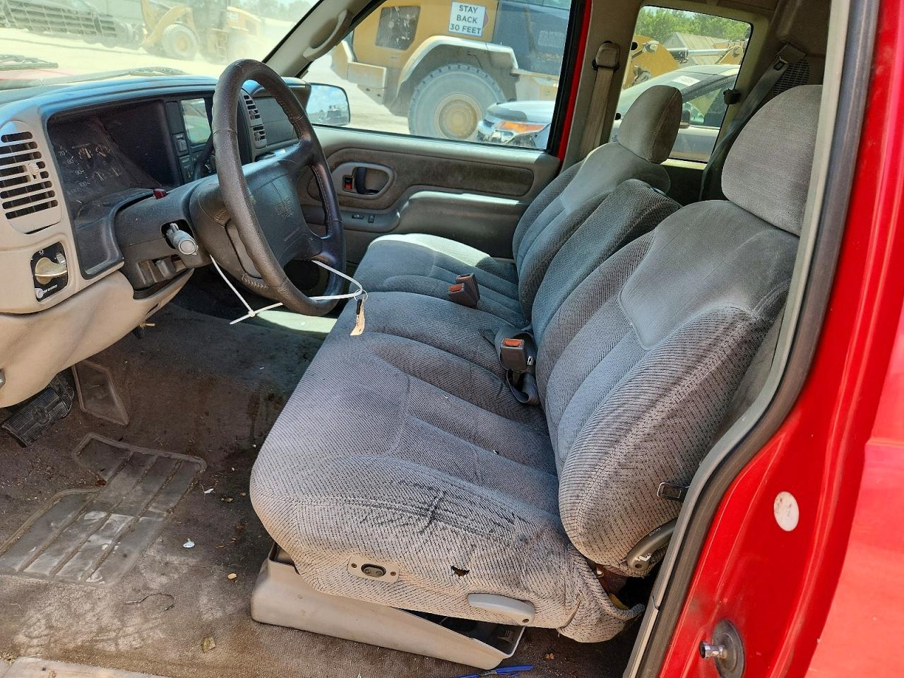 1997 Gmc Sierra C1500 Red vin: 1GTEC19R7VE511445