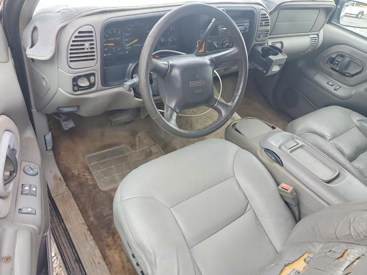 1998 Gmc Sierra C1500 Gray vin: 1GTEC19R8WR512940