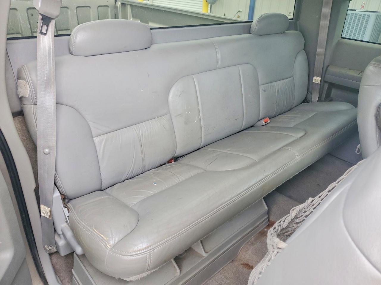 1998 Gmc Sierra C1500 Gray vin: 1GTEC19R8WR512940
