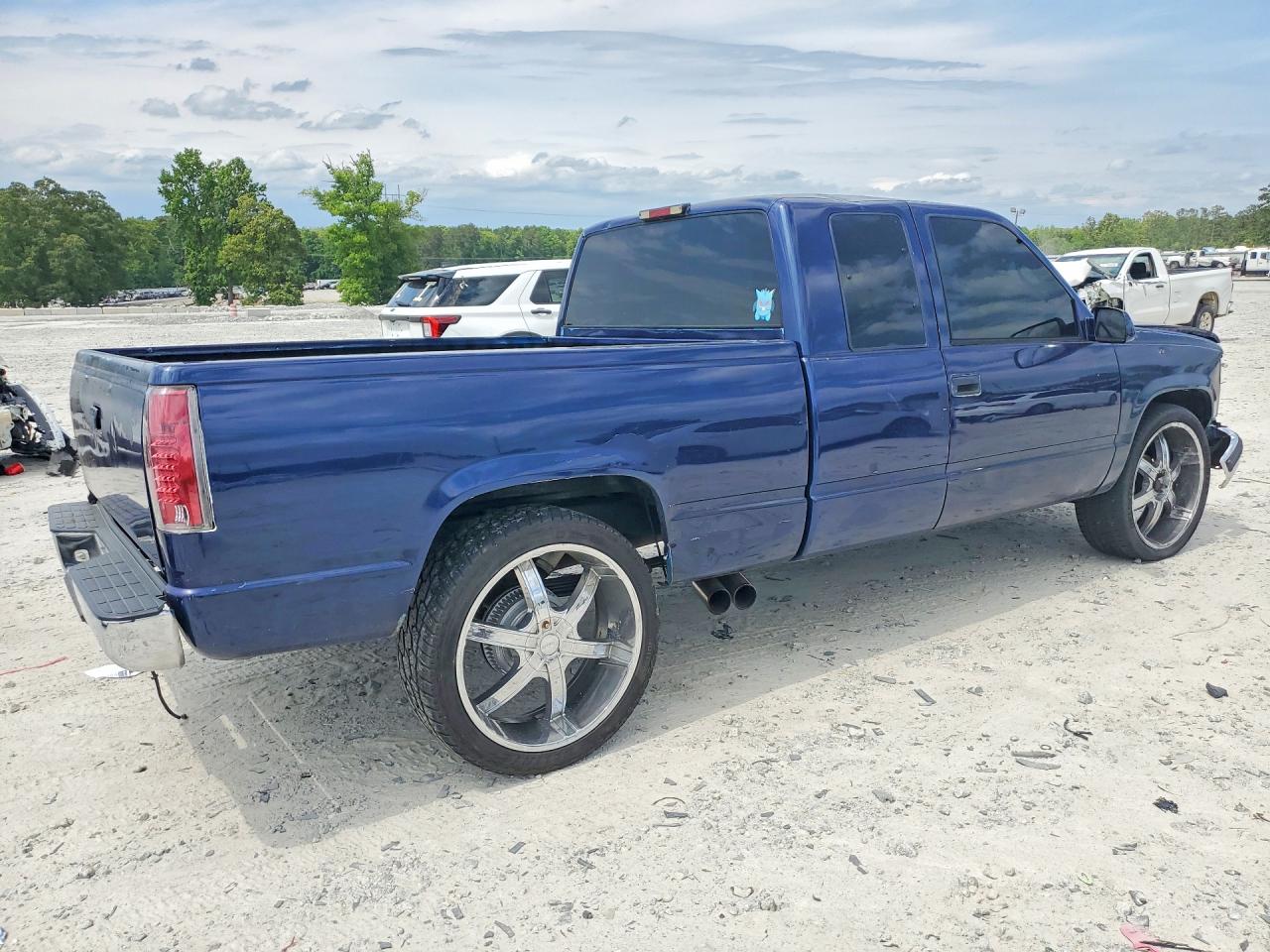1996 Gmc Sierra Blue vin: 1GTEC19R9TE548378