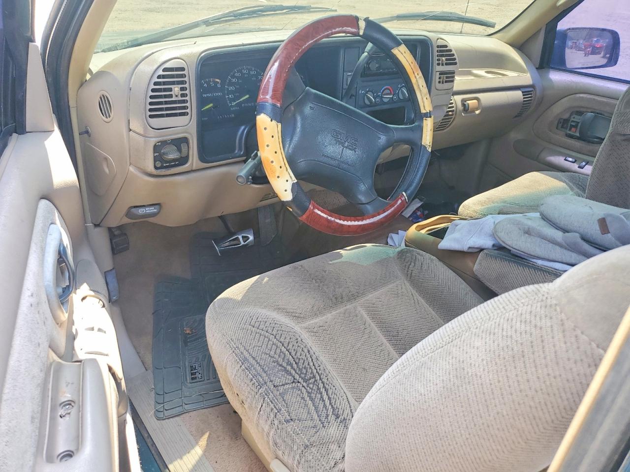 1996 Gmc Sierra C1500 Green vin: 1GTEC19R9TE549031