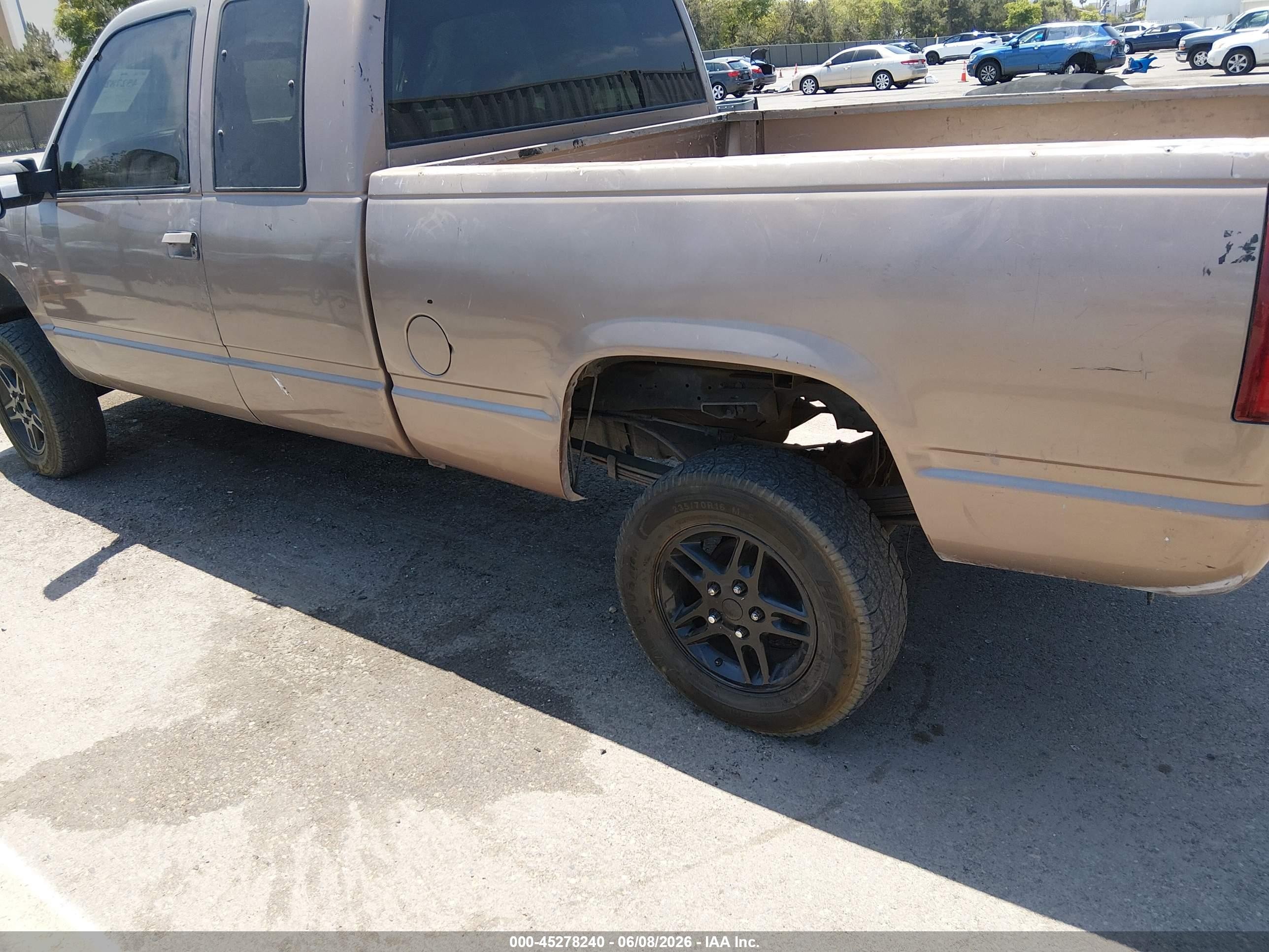 1997 Gmc Sierra 1500 Sl Wideside Brown vin: 1GTEC19RXVE511942