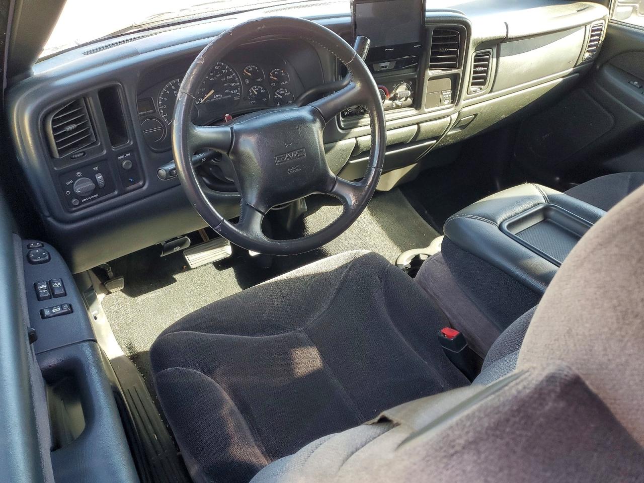 2002 Gmc New Sierra C1500 White vin: 1GTEC19T12Z345360