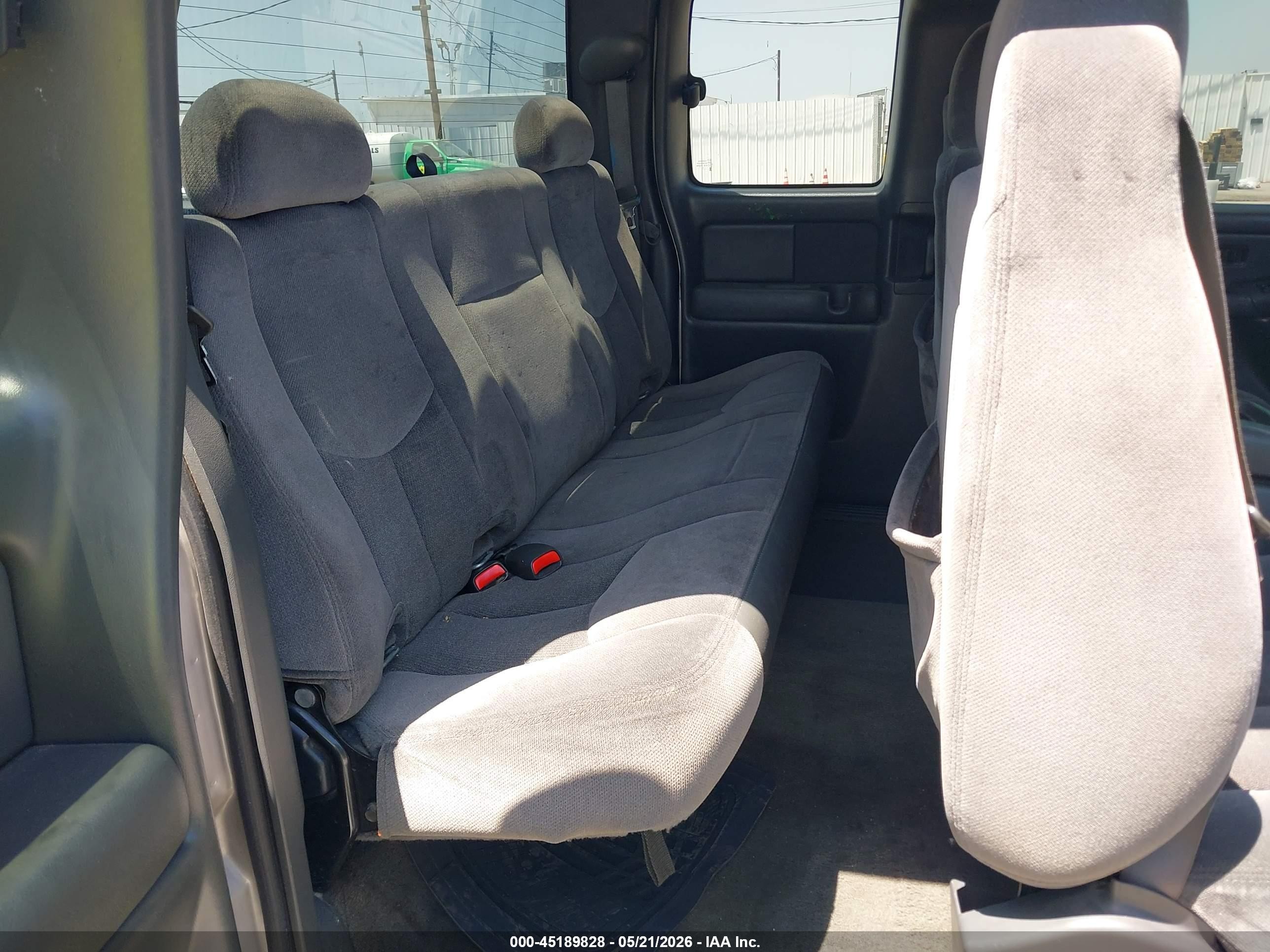 2005 Gmc Sierra 1500 Sle Beige vin: 1GTEC19T15Z182407