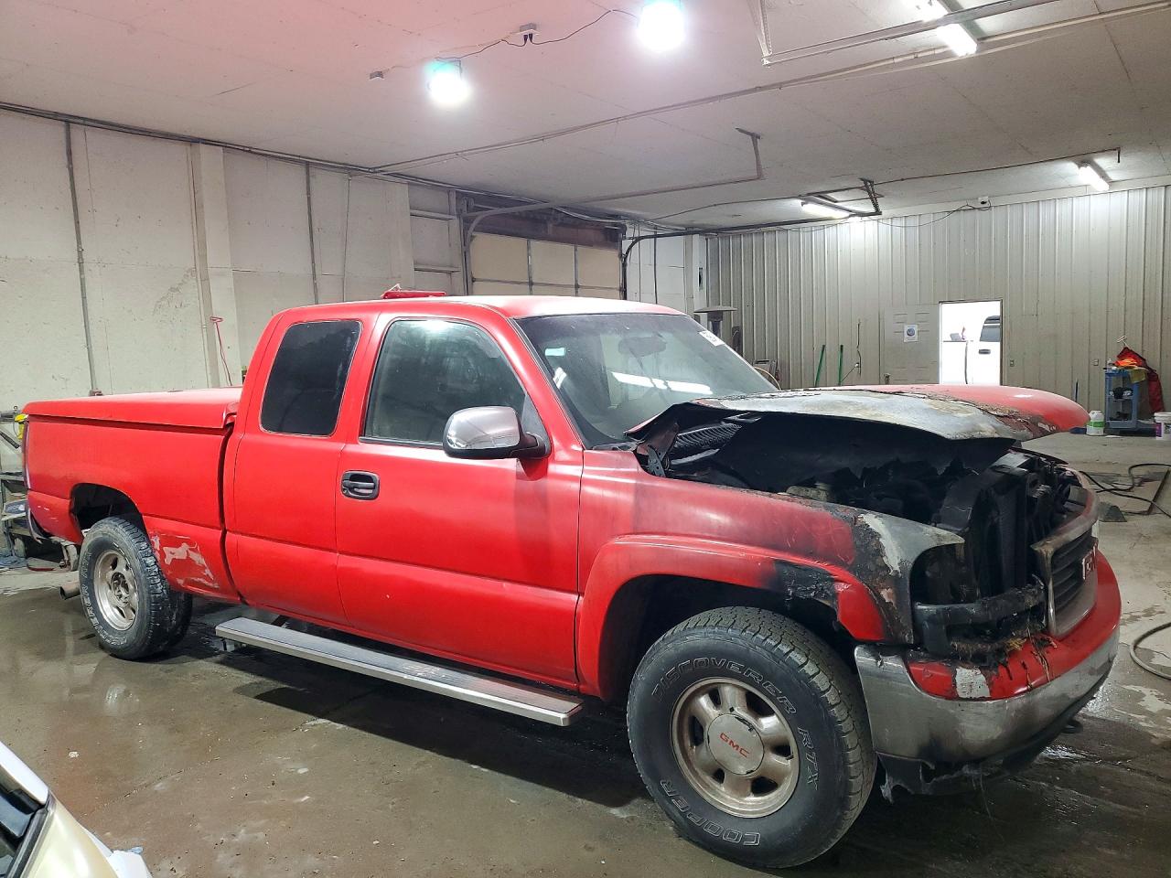 2002 Gmc New Sierra C1500 Red vin: 1GTEC19T22Z240990
