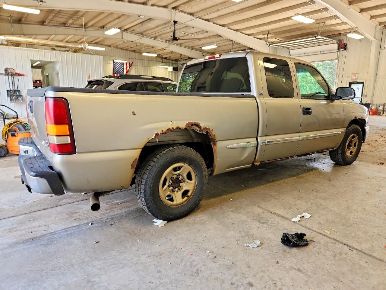 2000 Gmc New Sierra C1500 Gray vin: 1GTEC19T3YZ170120