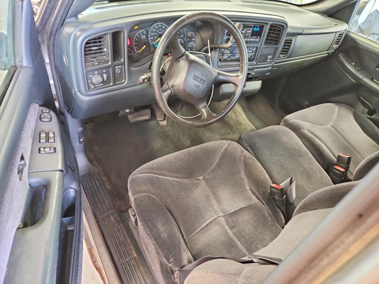 2000 Gmc New Sierra C1500 Gray vin: 1GTEC19T3YZ170120