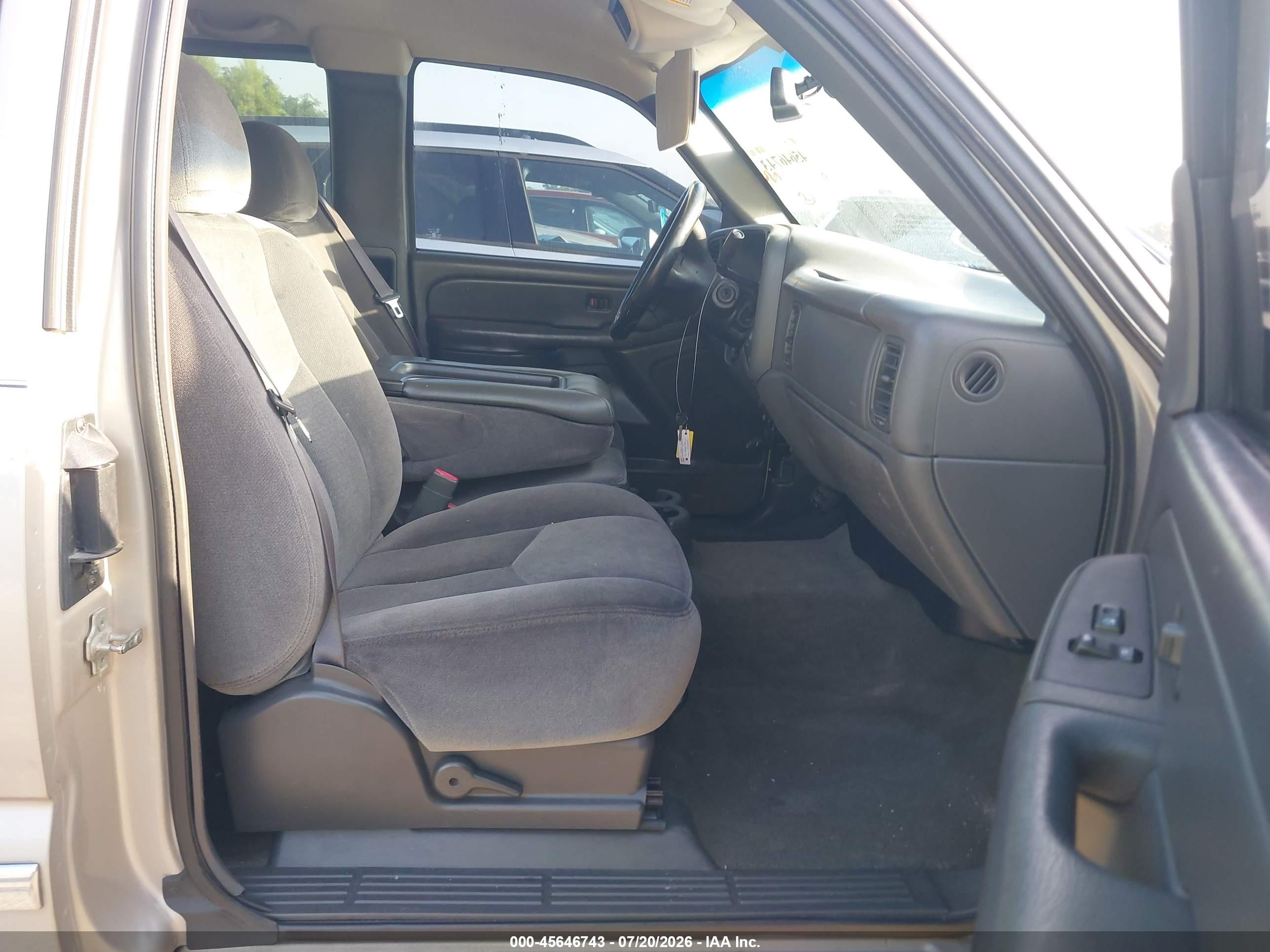 2005 Gmc Sierra 1500 Sle Beige vin: 1GTEC19T55Z348914