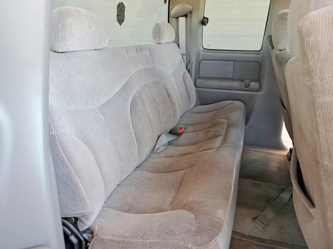 2000 Gmc New Sierra C1500 White vin: 1GTEC19T5YZ173309