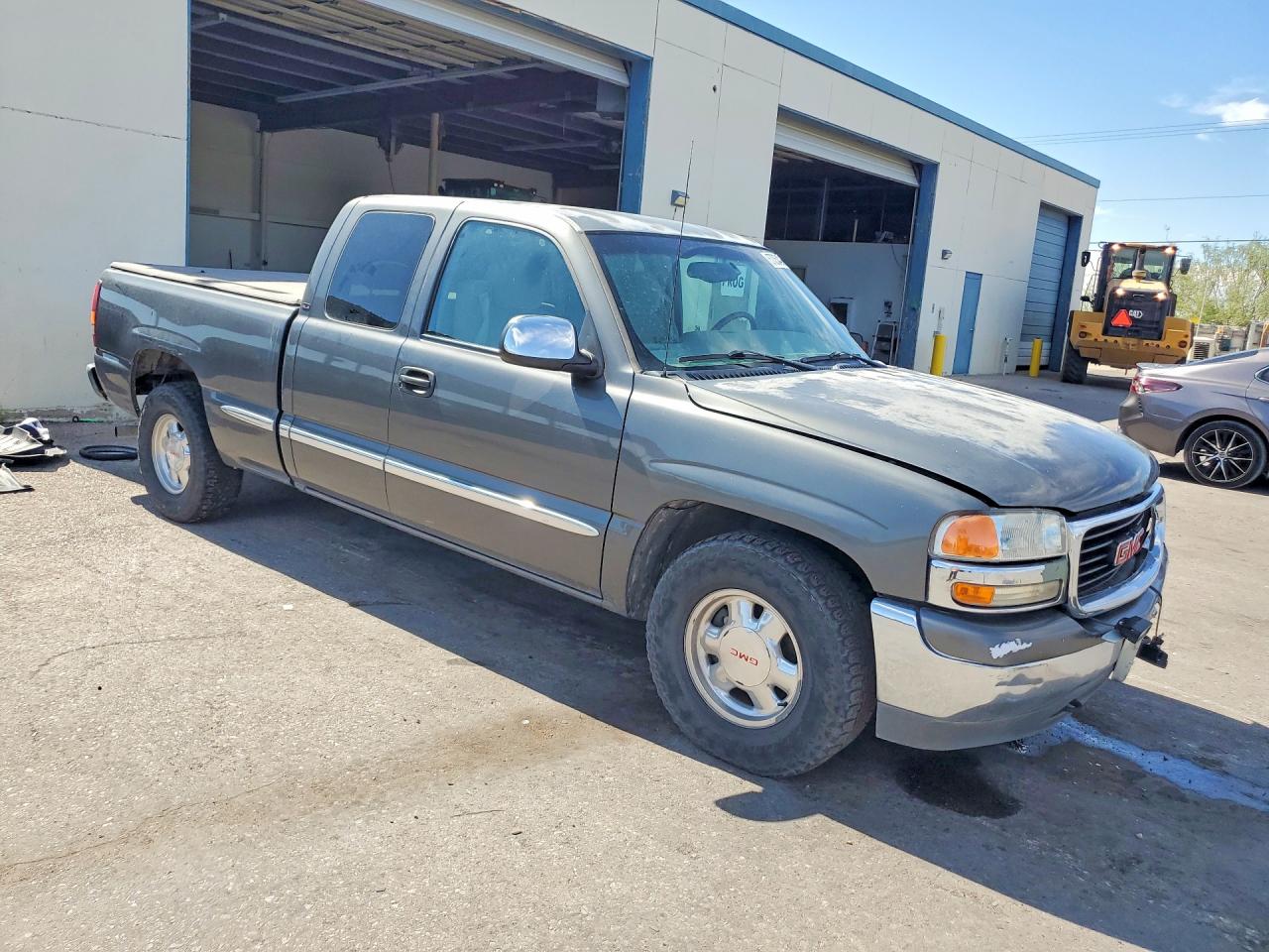 2000 Gmc New Sierra C1500 Gray vin: 1GTEC19T5YZ275547
