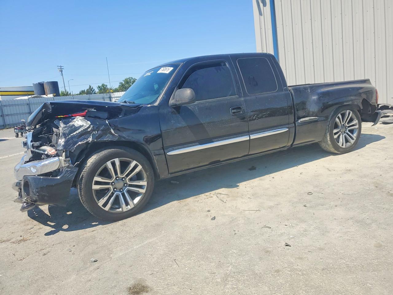2004 Gmc New Sierra C1500 Black vin: 1GTEC19T64Z320036