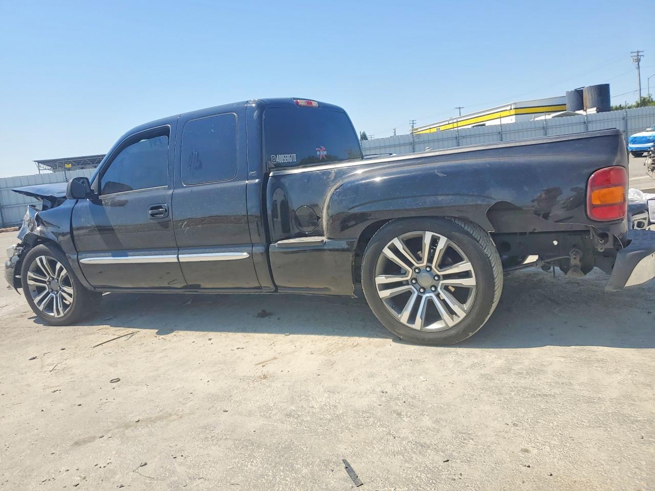 2004 Gmc New Sierra C1500 Black vin: 1GTEC19T64Z320036
