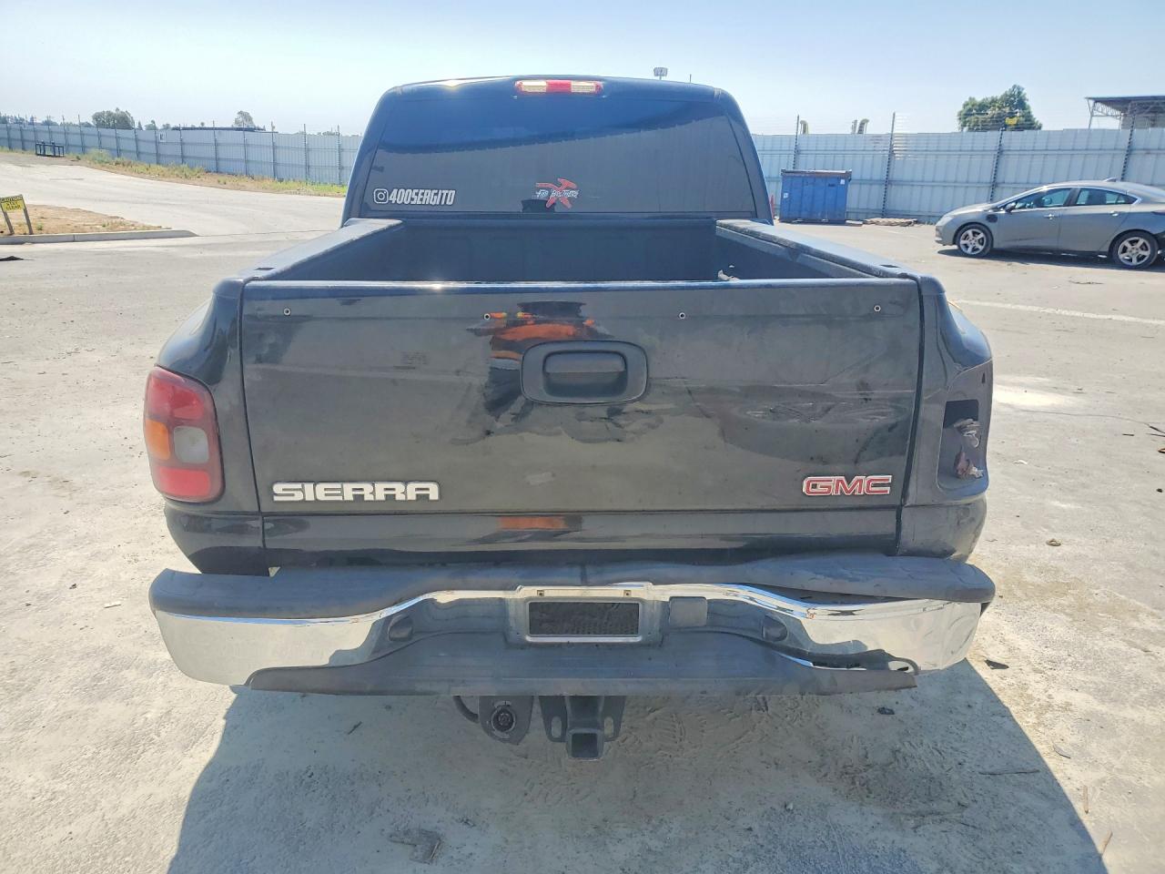 2004 Gmc New Sierra C1500 Black vin: 1GTEC19T64Z320036