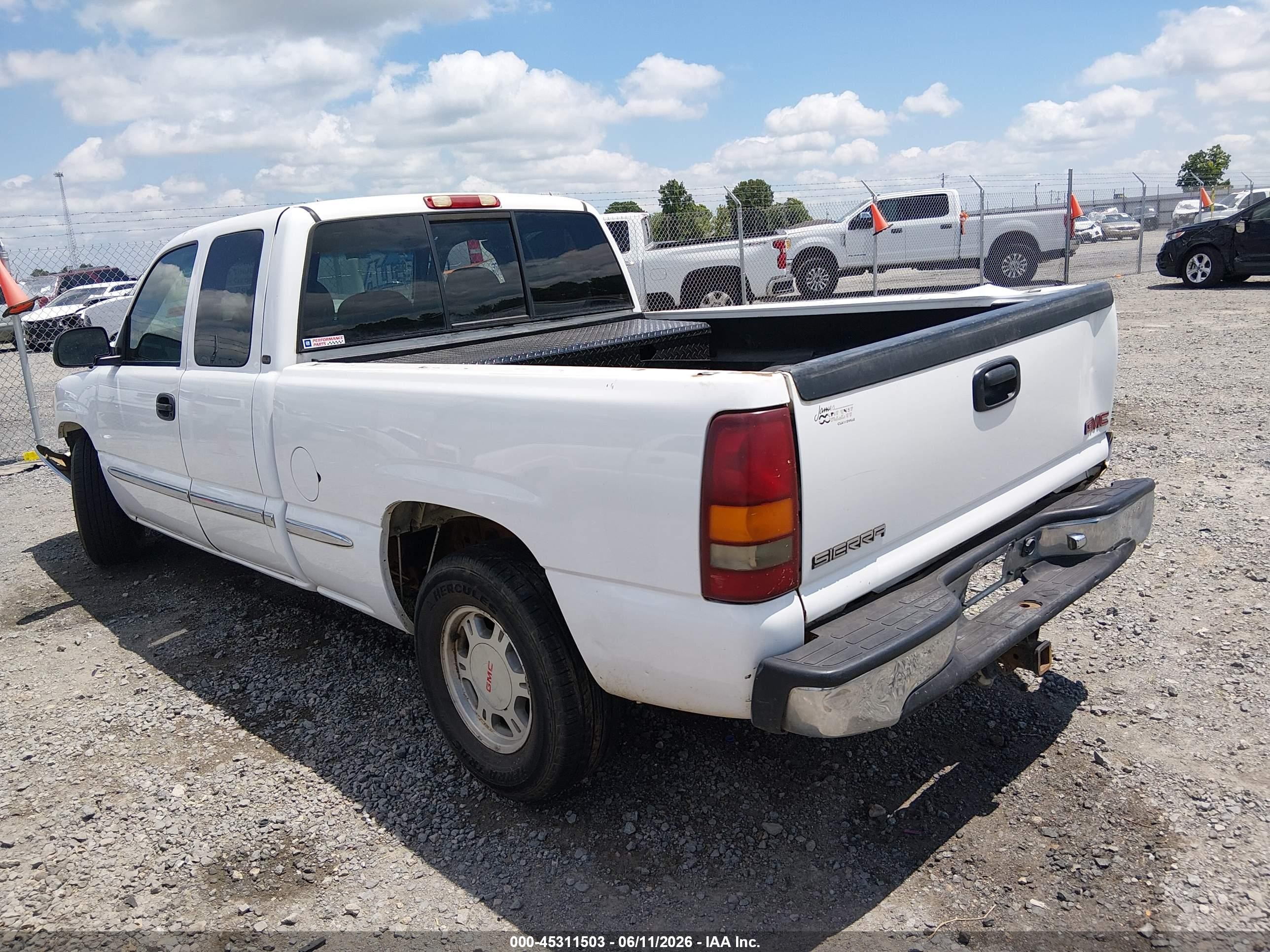 2001 Gmc Sierra 1500 Sle White vin: 1GTEC19T71Z108791