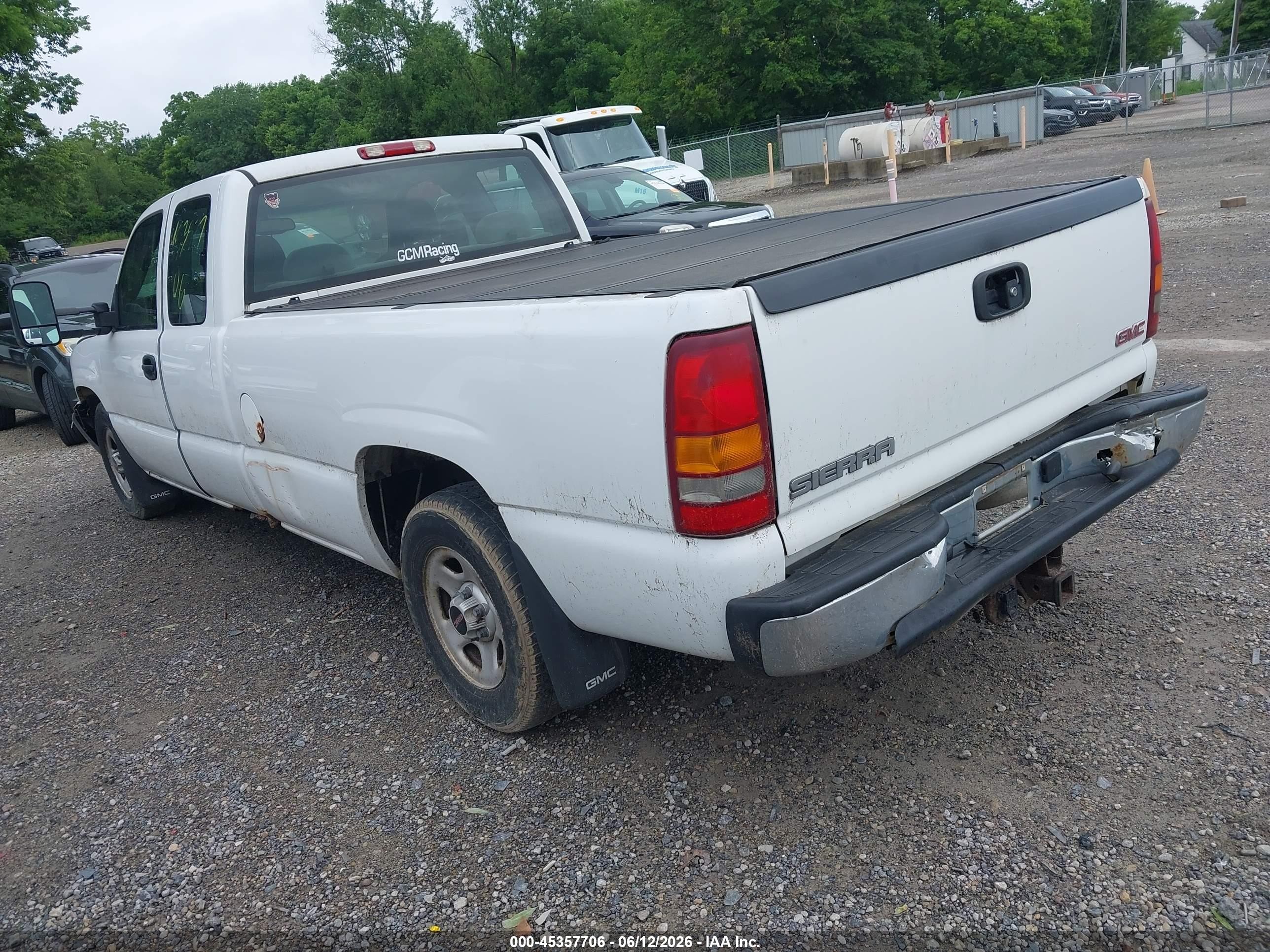 2003 Gmc Sierra 1500 White vin: 1GTEC19T73E253761