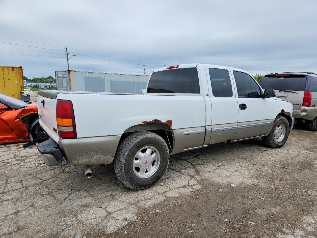 2000 Gmc New Sierra C1500 White vin: 1GTEC19T7YZ371244