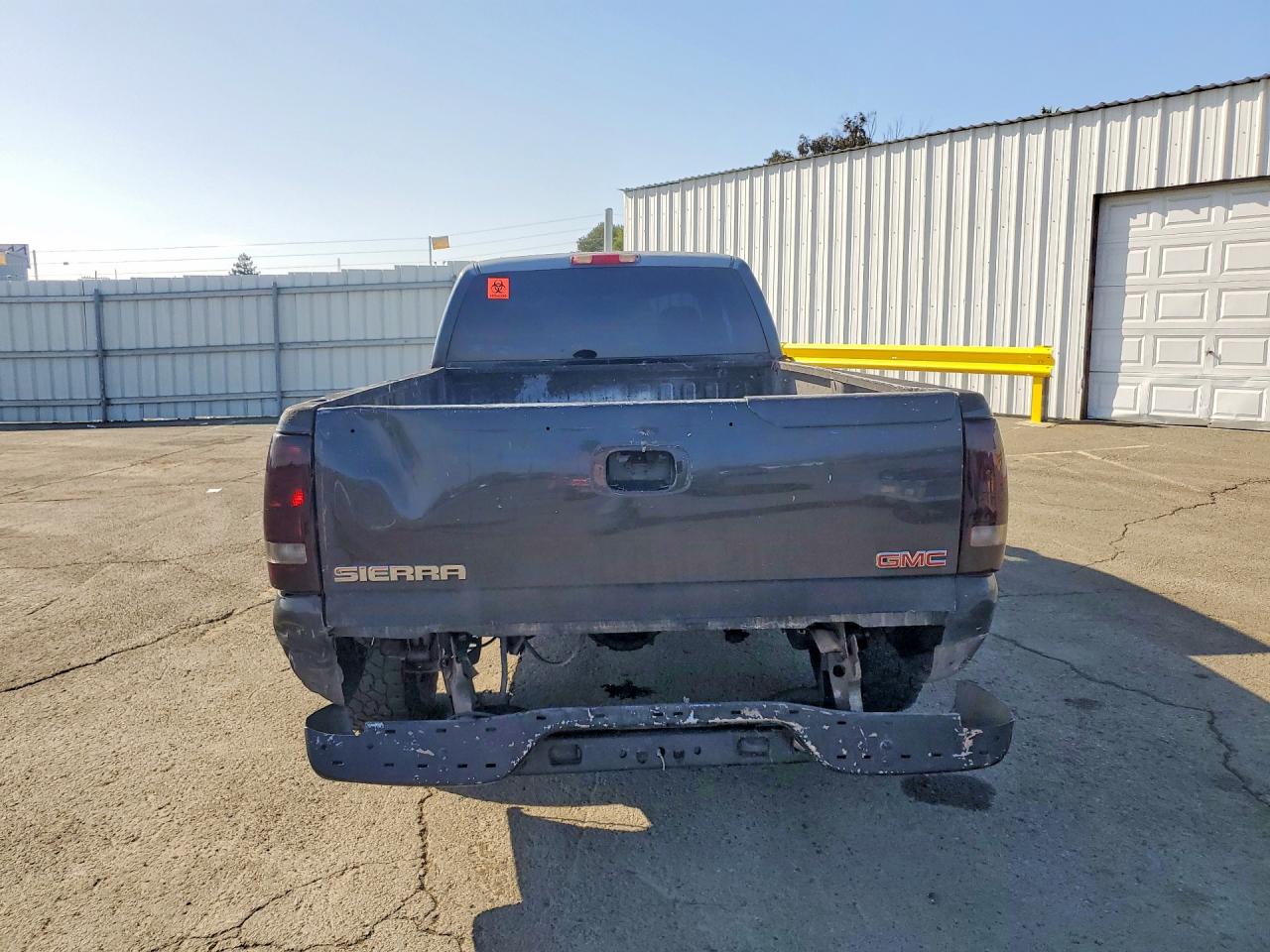2003 Gmc New Sierra C1500 Charcoal vin: 1GTEC19T83E344599