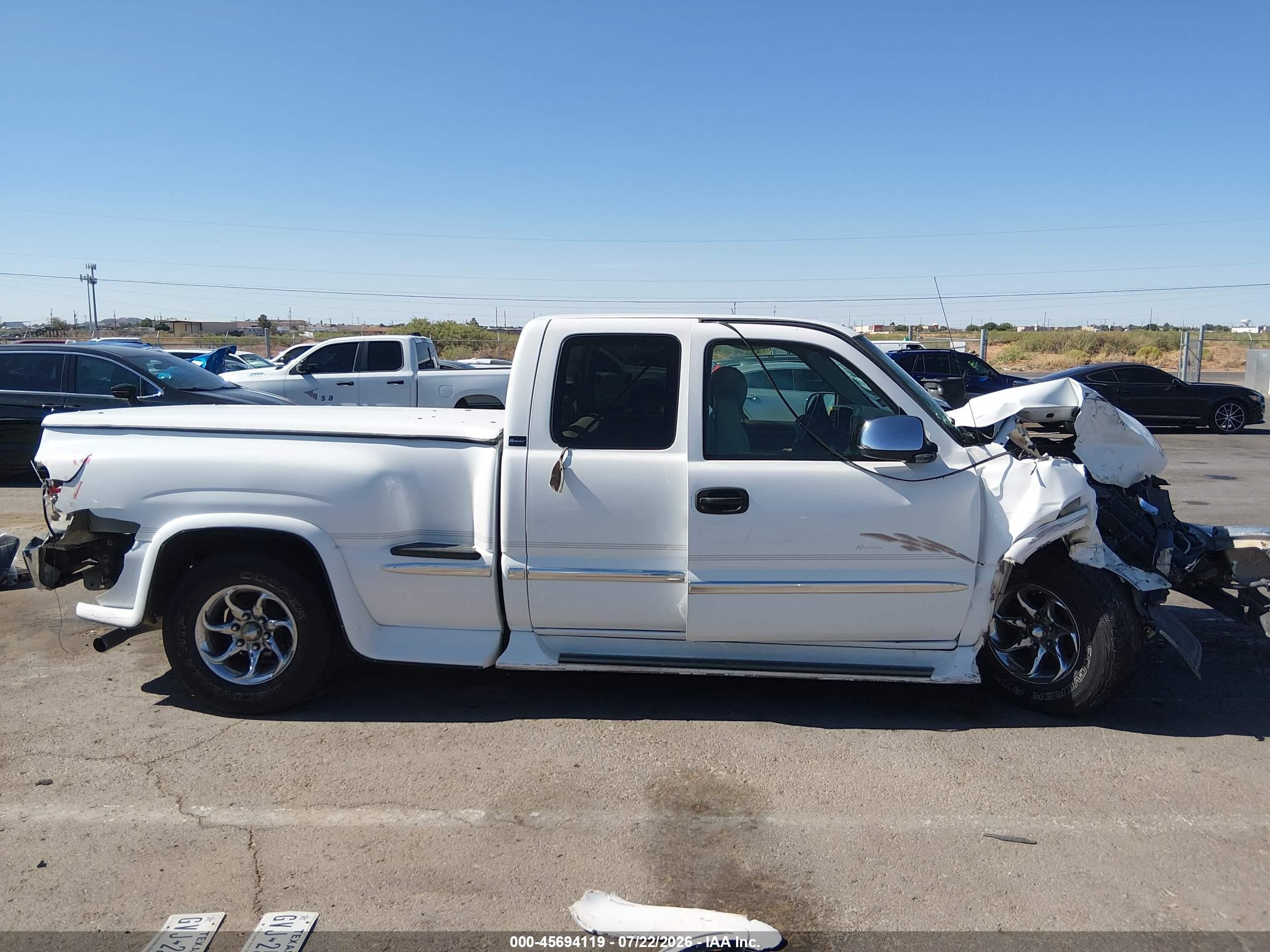 2002 Gmc Sierra 1500 Sle White vin: 1GTEC19TX2Z220843