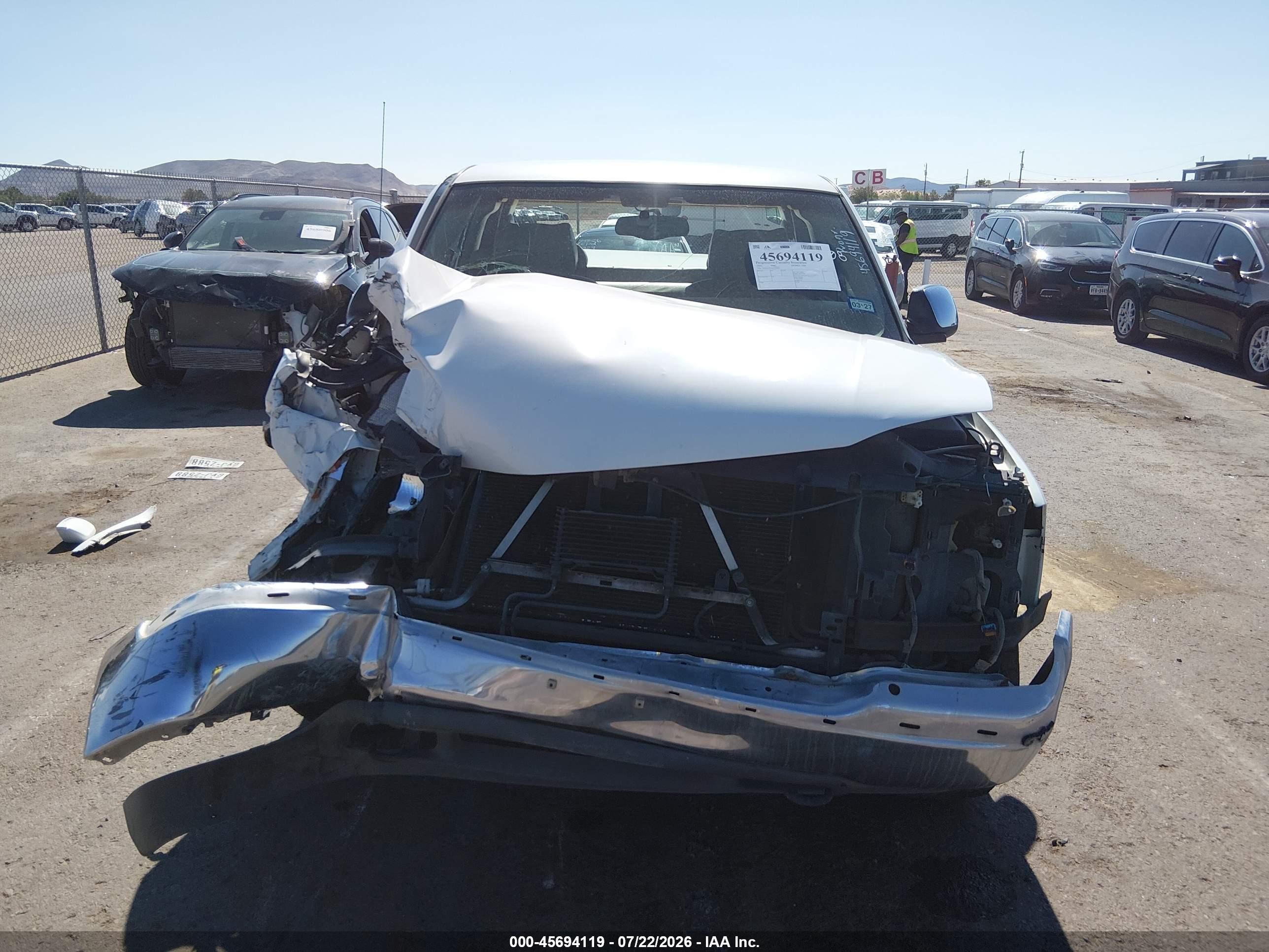 2002 Gmc Sierra 1500 Sle White vin: 1GTEC19TX2Z220843