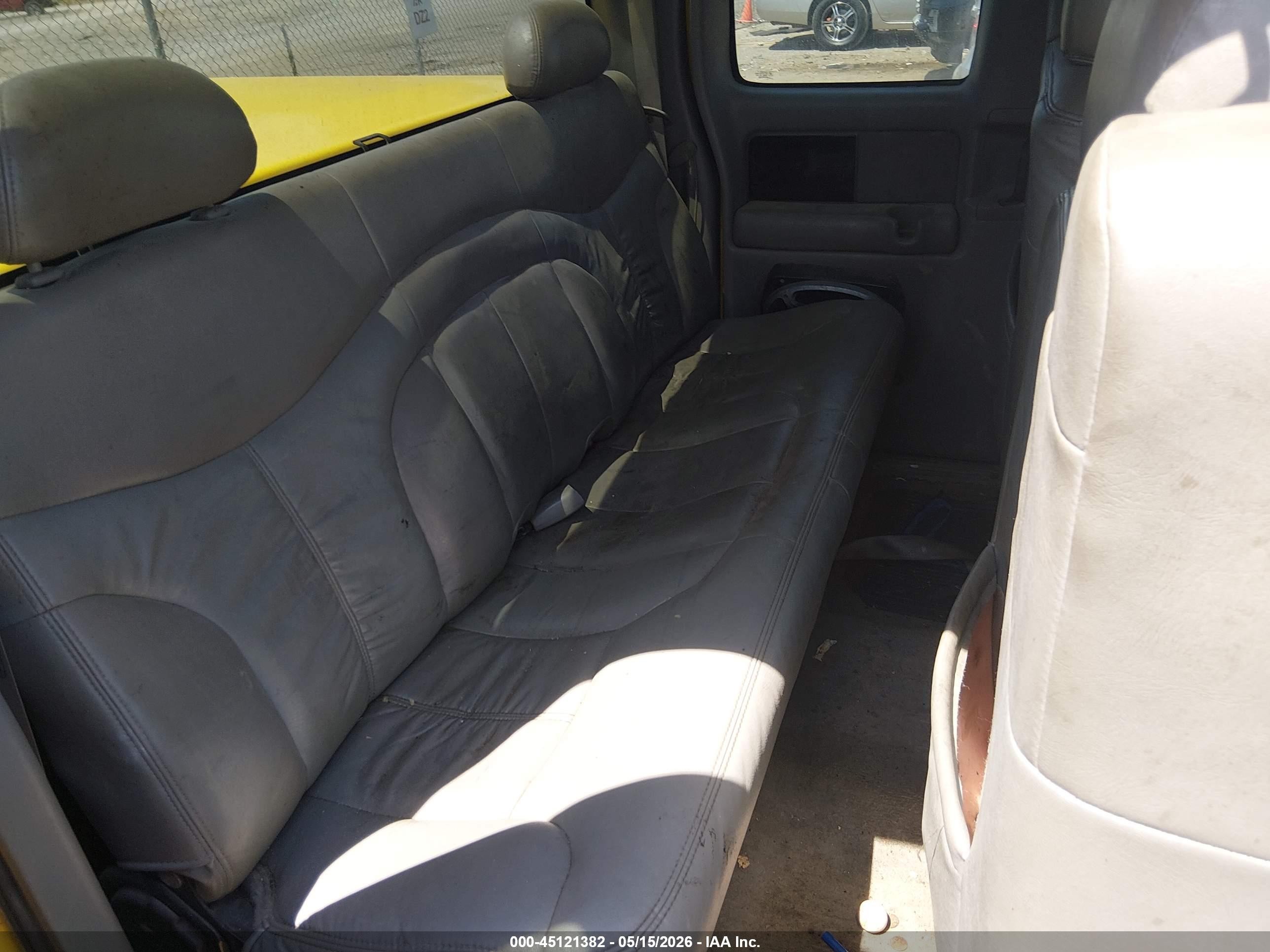 2002 Gmc Sierra 1500 Sle Yellow vin: 1GTEC19TX2Z229414