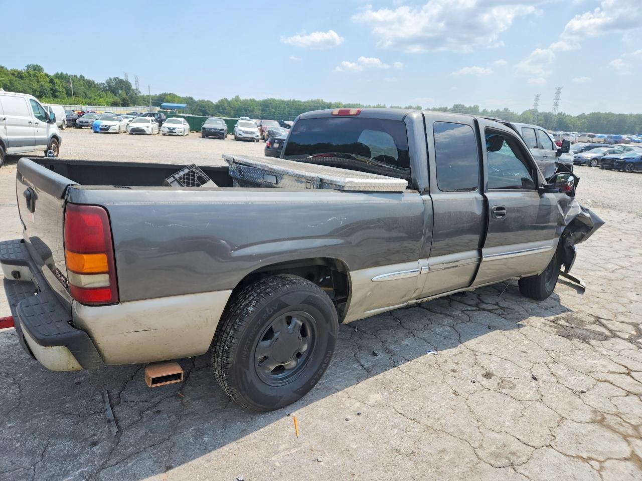 2000 Gmc New Sierra C1500 Gray vin: 1GTEC19TXYZ153976