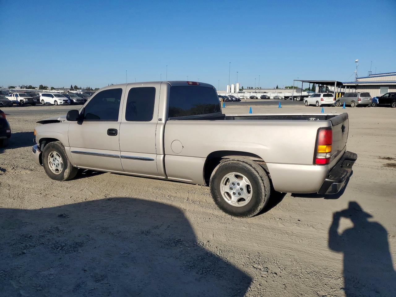 2004 Gmc New Sierra C1500 Серебряный vin: 1GTEC19V04Z335939