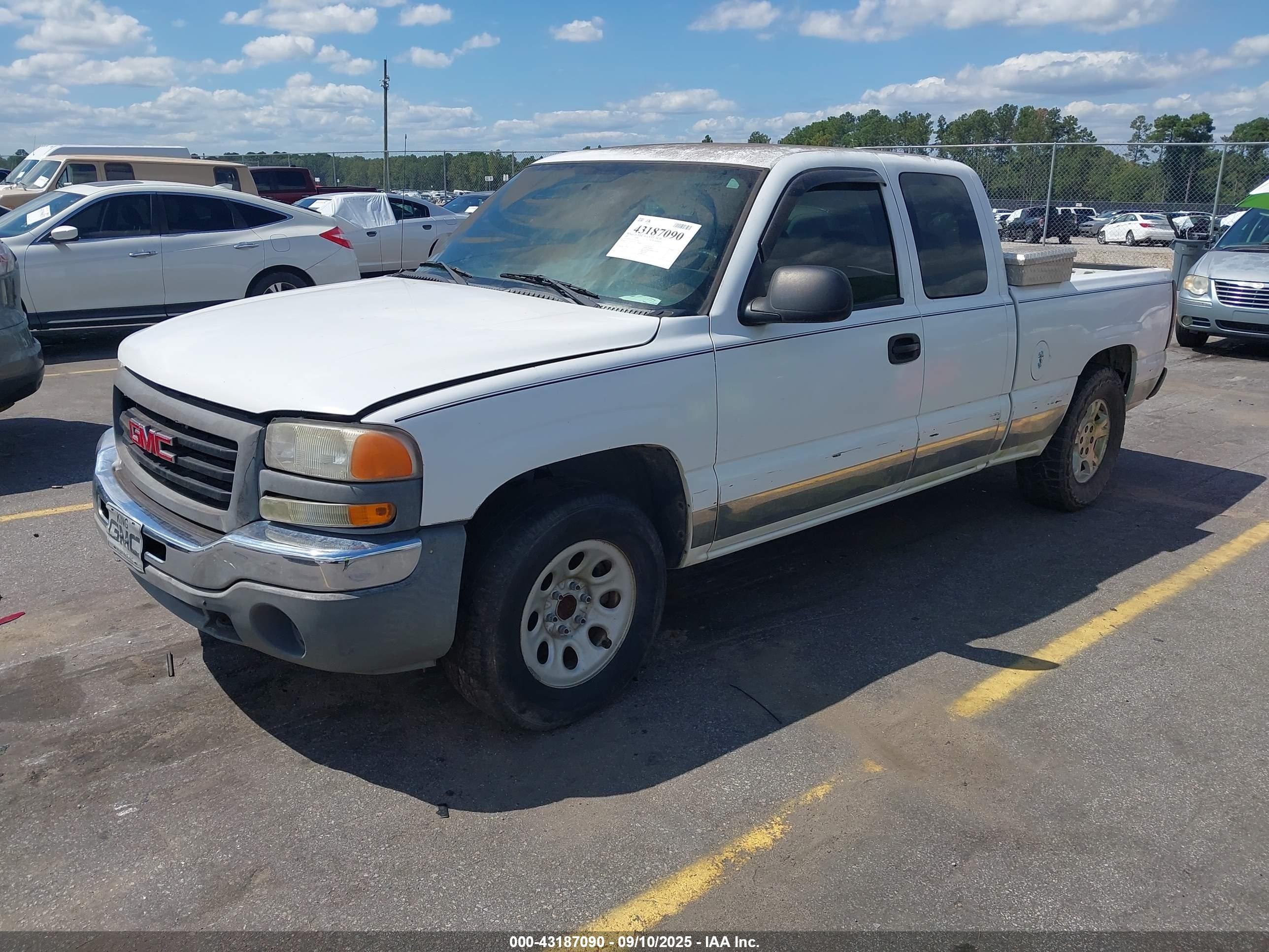 2007 Gmc Sierra 1500 Classic Work Truck White vin: 1GTEC19V17Z121384