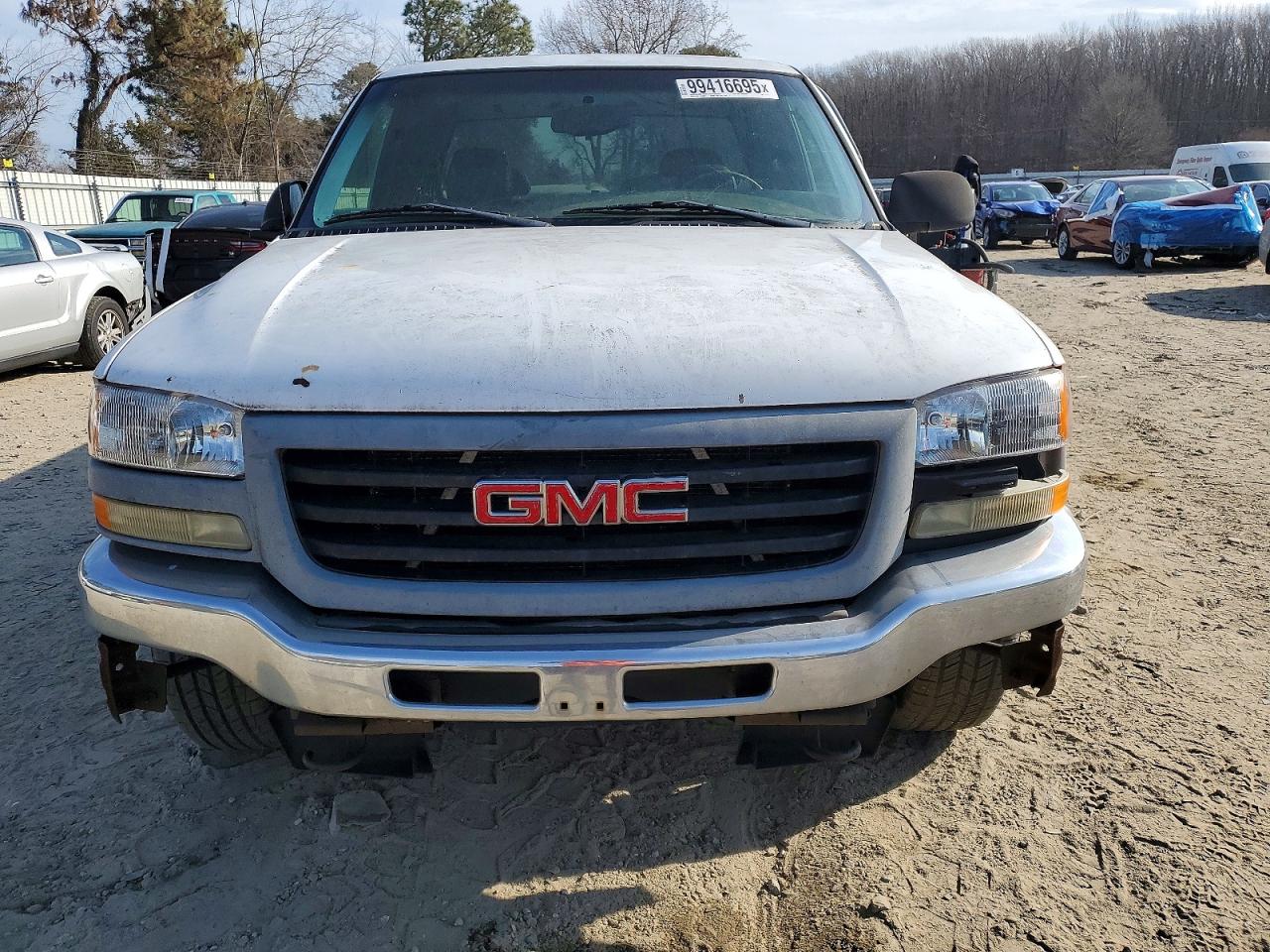 2005 Gmc New Sierra C1500 White vin: 1GTEC19V45E277584