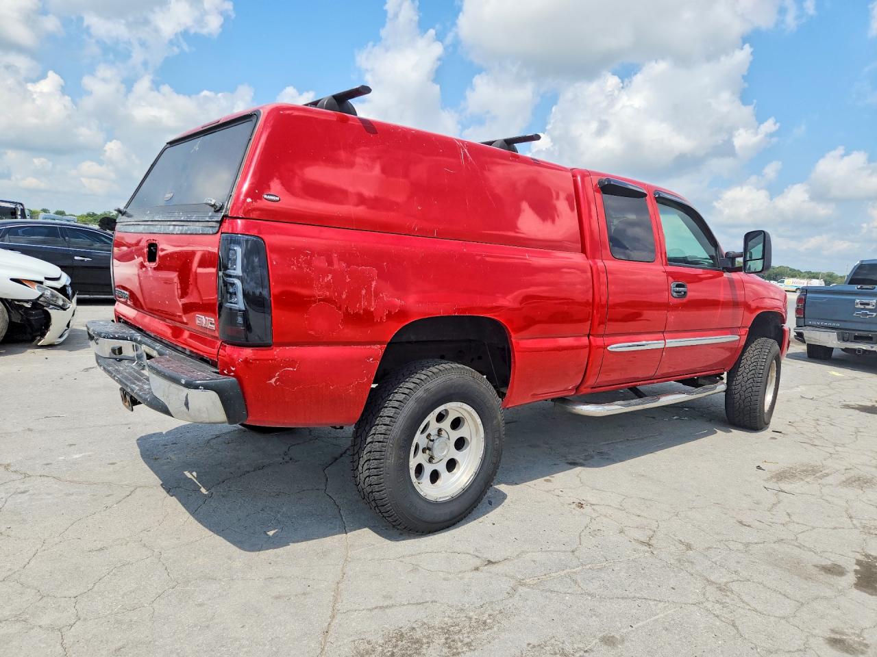 2005 Gmc New Sierra C1500 Red vin: 1GTEC19V55Z194612