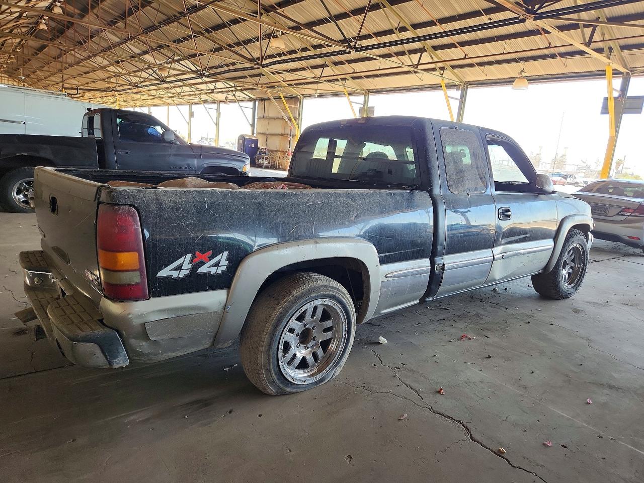 2001 Gmc New Sierra C1500 Черный vin: 1GTEC19V71Z292762