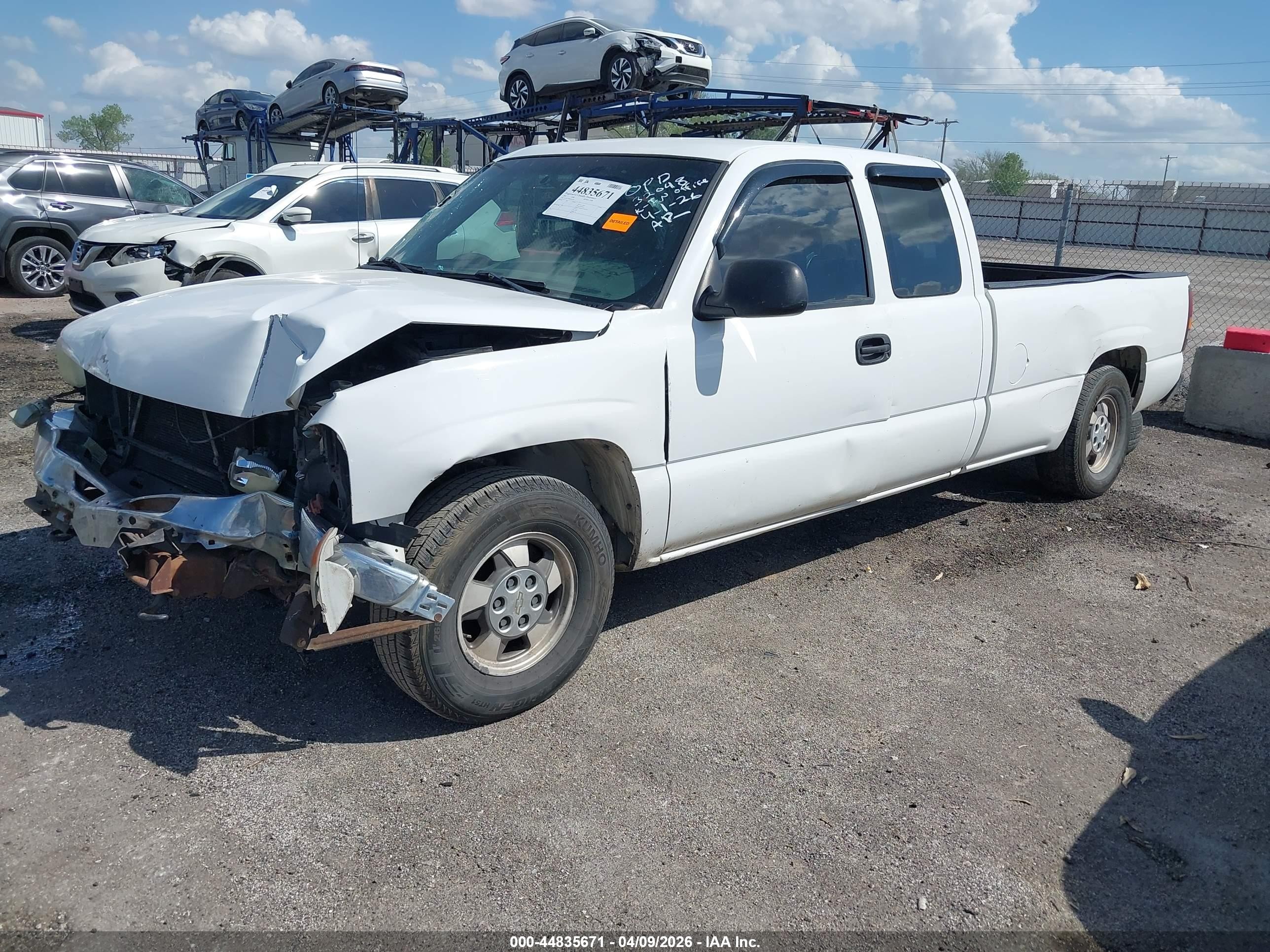 2004 Gmc Sierra 1500 Work Truck White vin: 1GTEC19V74E253018